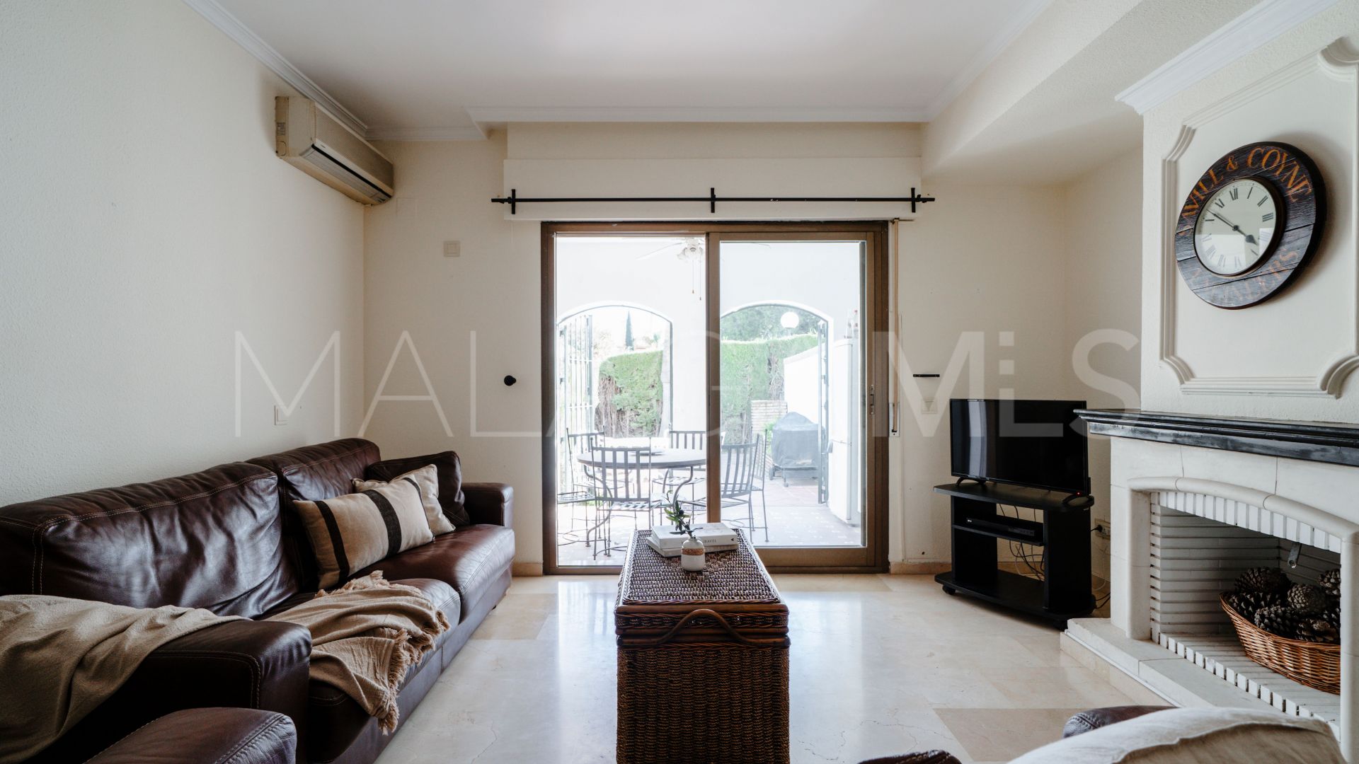 Maison de ville for sale in Estepona