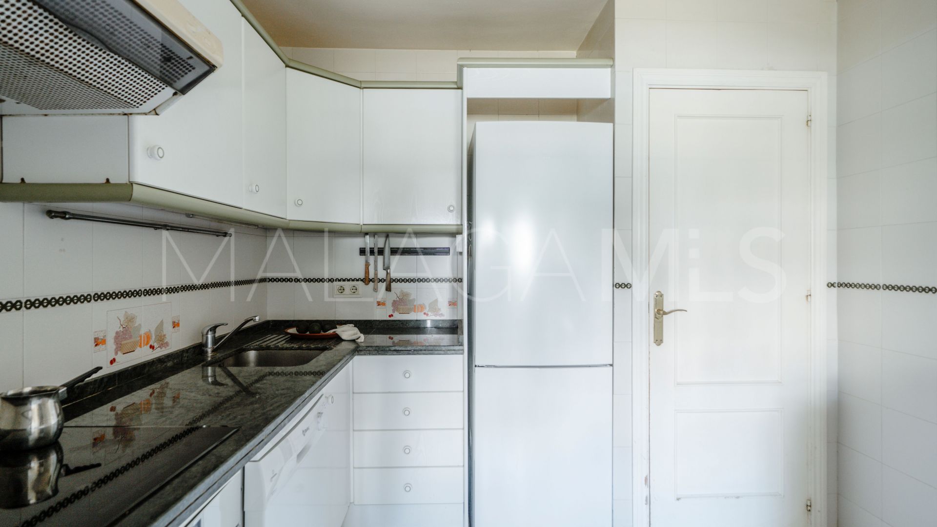 Maison de ville for sale in Estepona