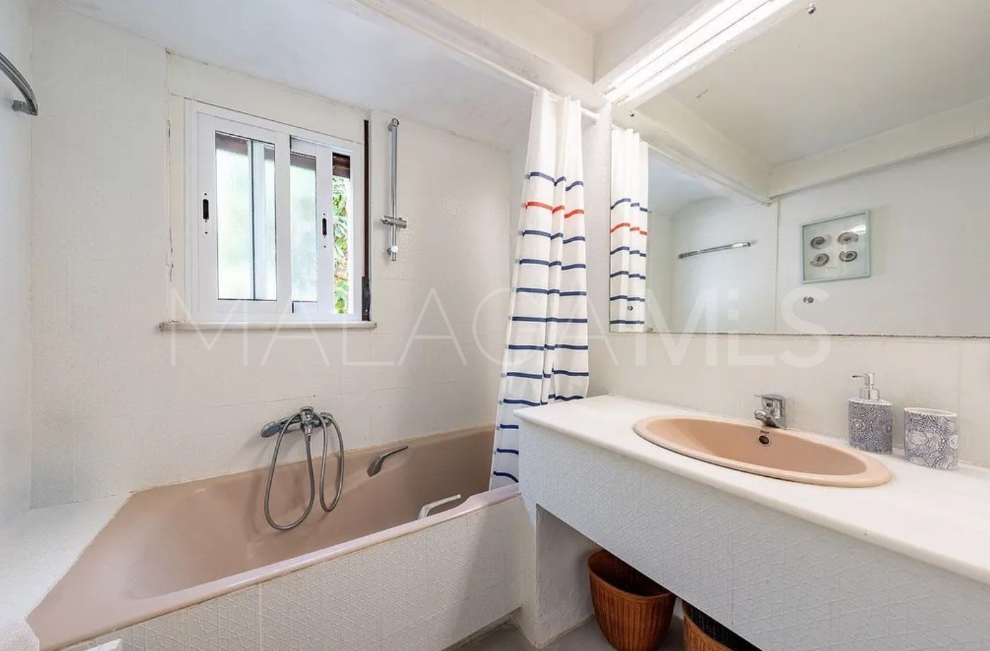 Wohnung for sale in Marbella - Puerto Banus