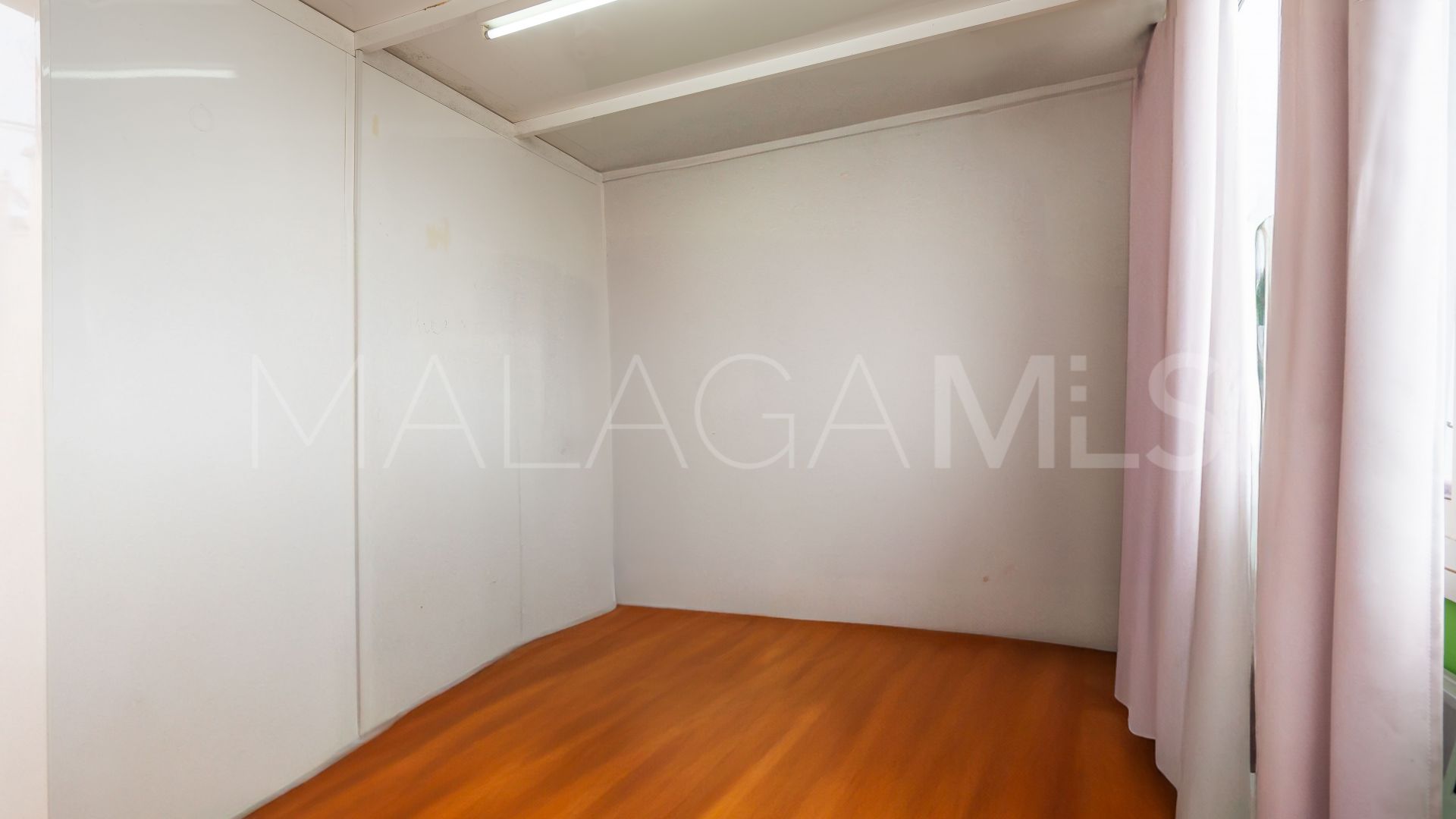 For sale Malaga - Teatinos town house