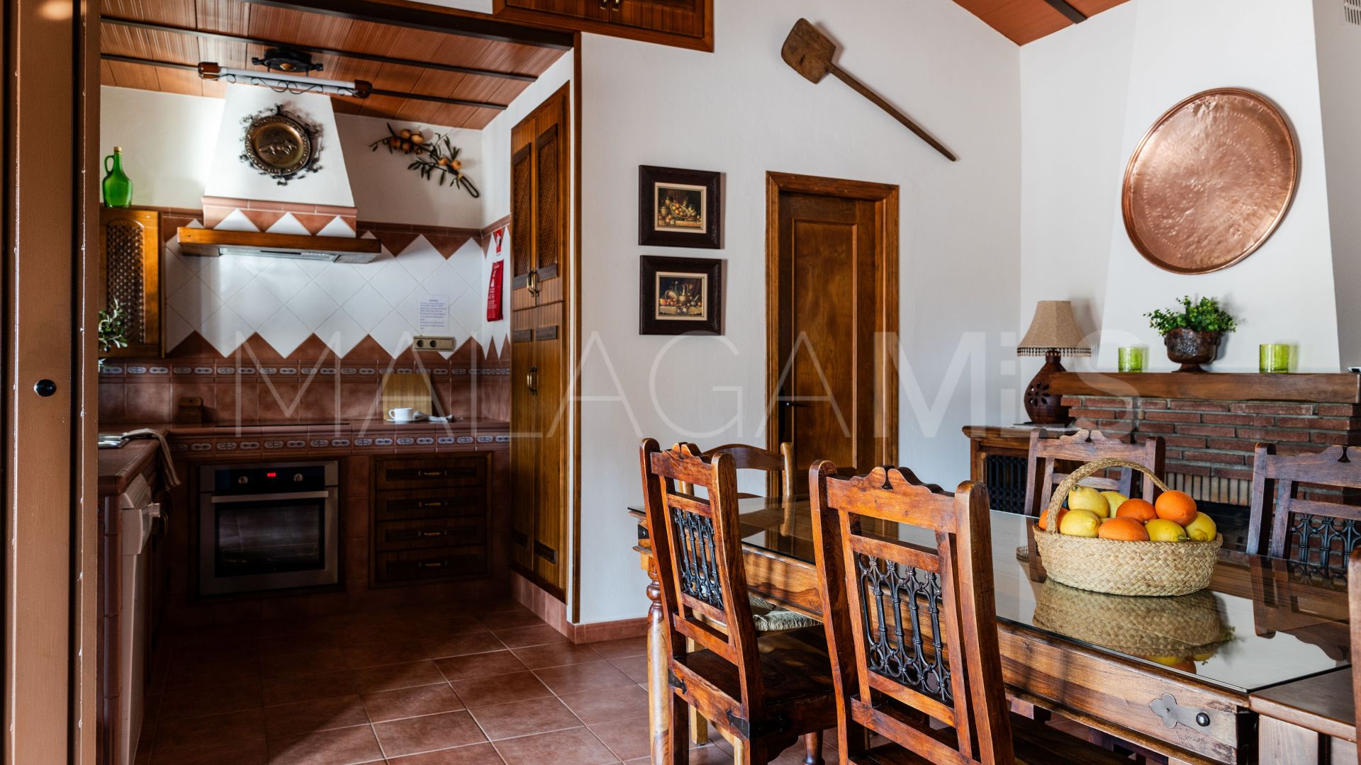 Hus i byn for sale in Alhaurin el Grande