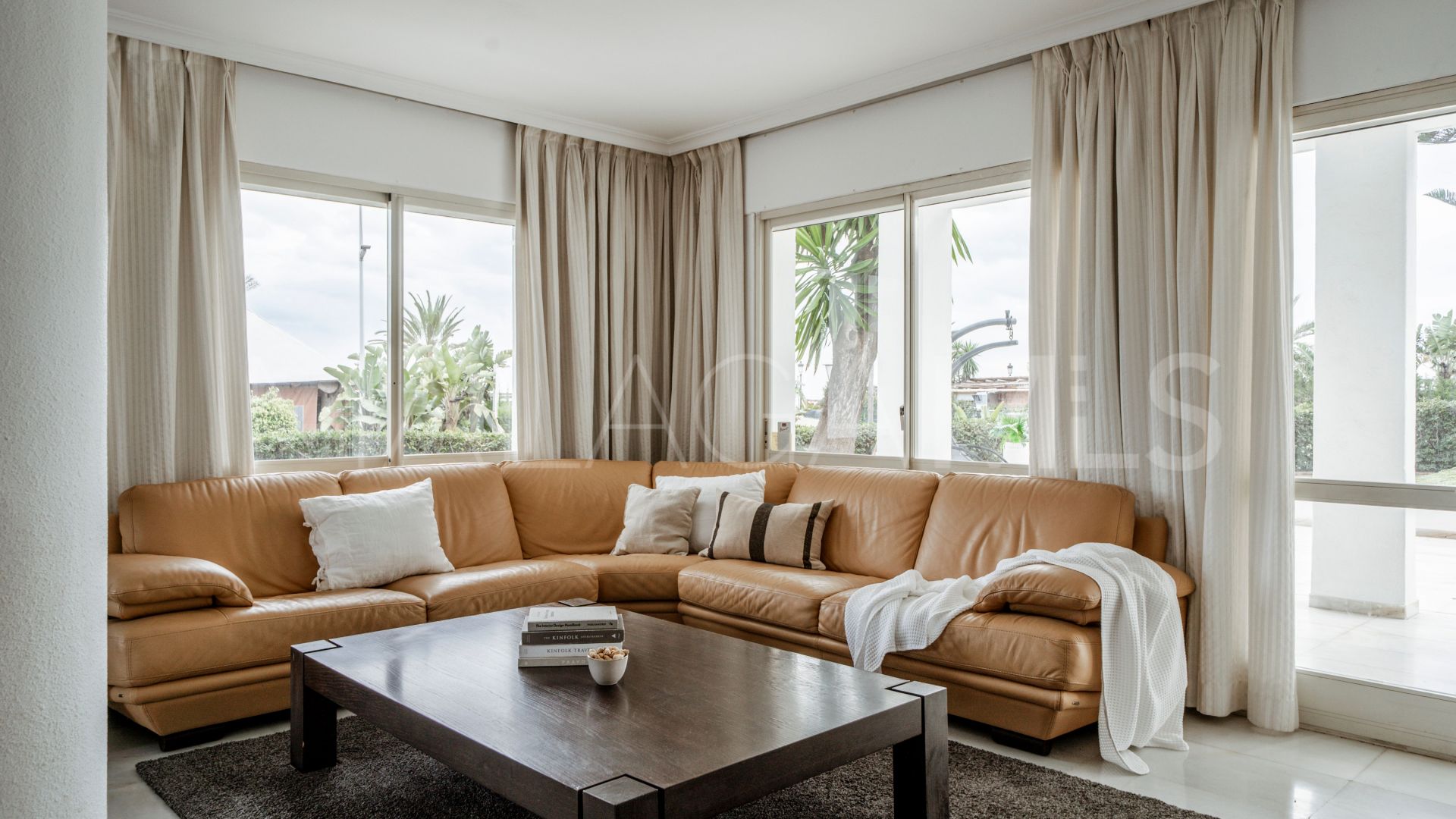 Ground floor apartment in San Pedro Playa for sale