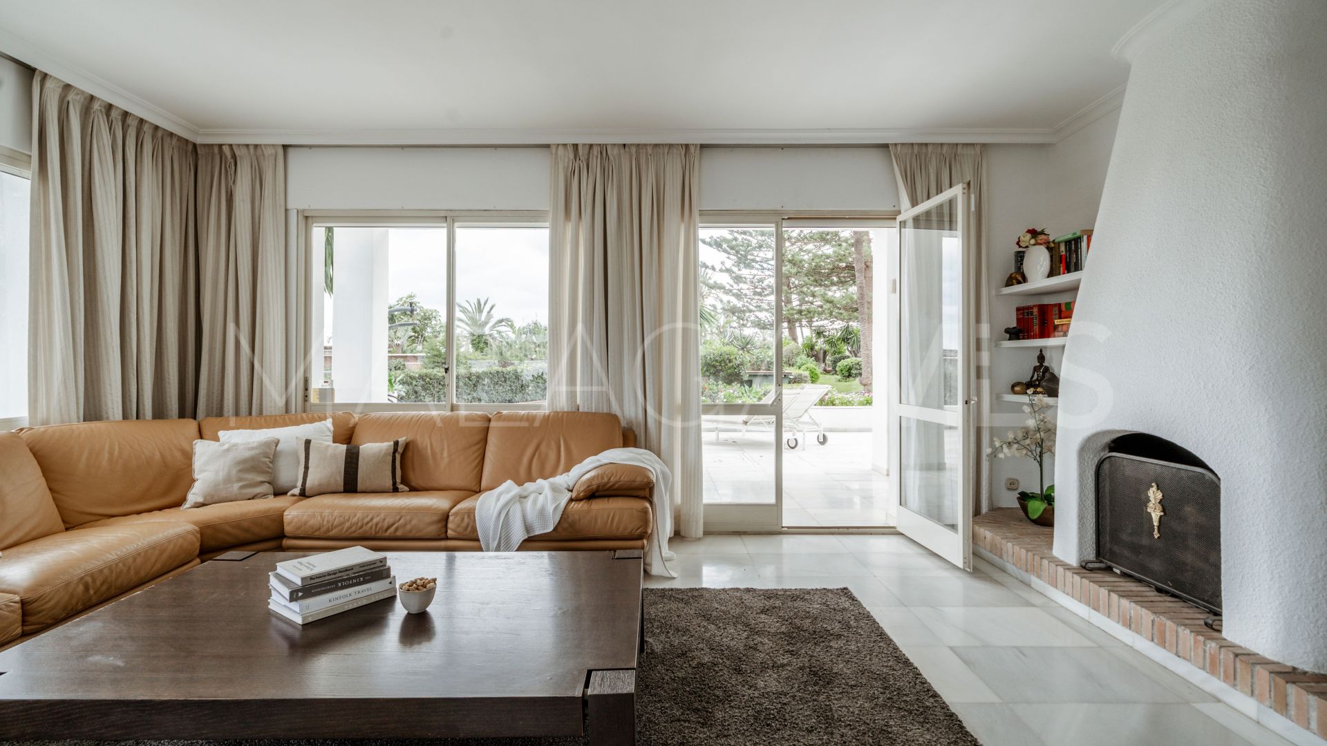 Ground floor apartment in San Pedro Playa for sale