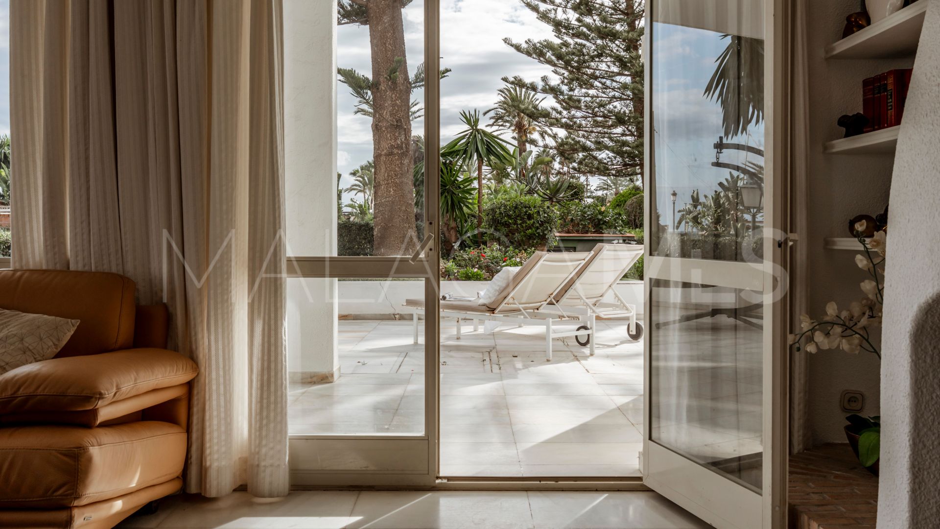 Ground floor apartment in San Pedro Playa for sale