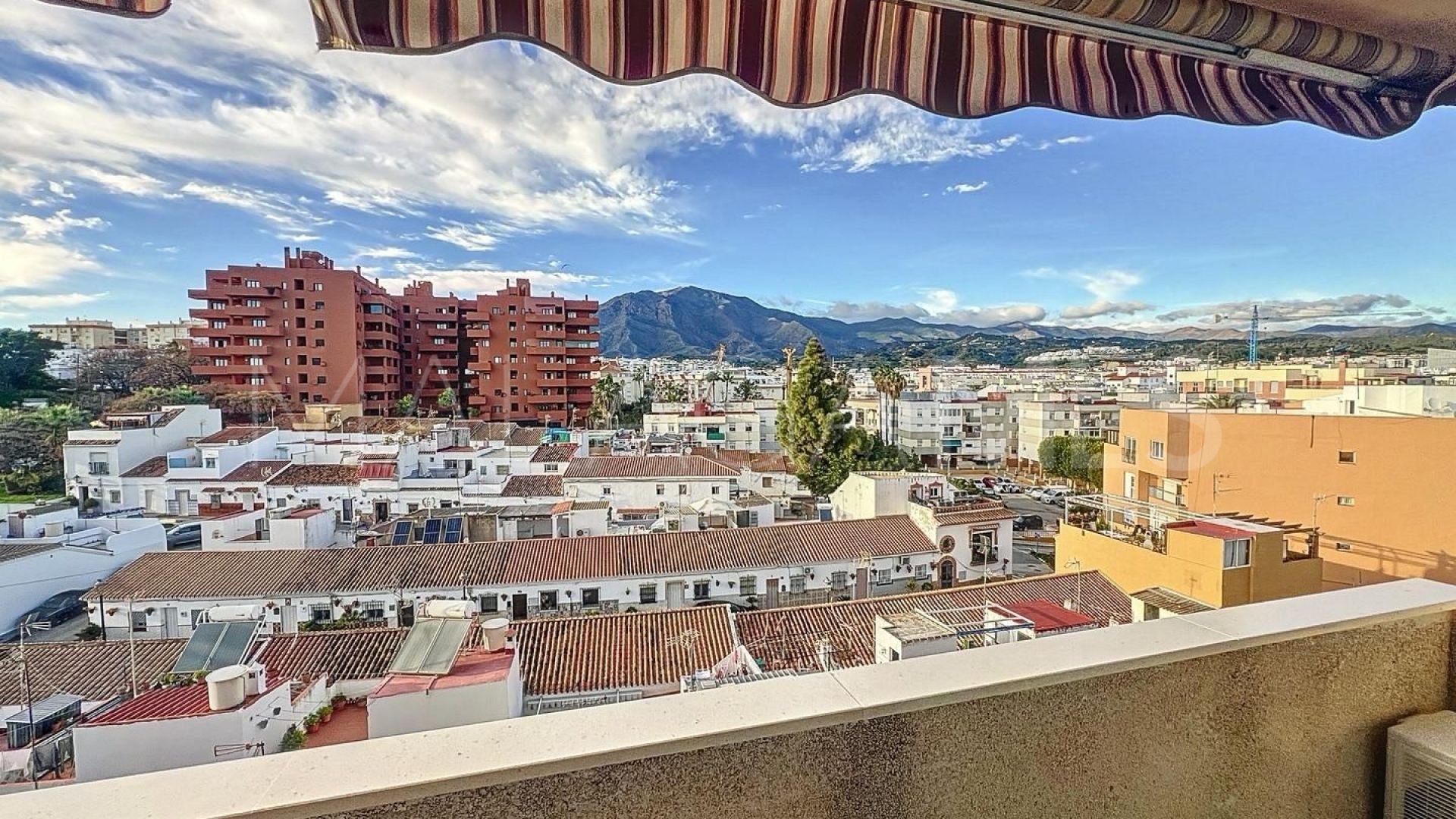 Takvåning for sale in Estepona Centre