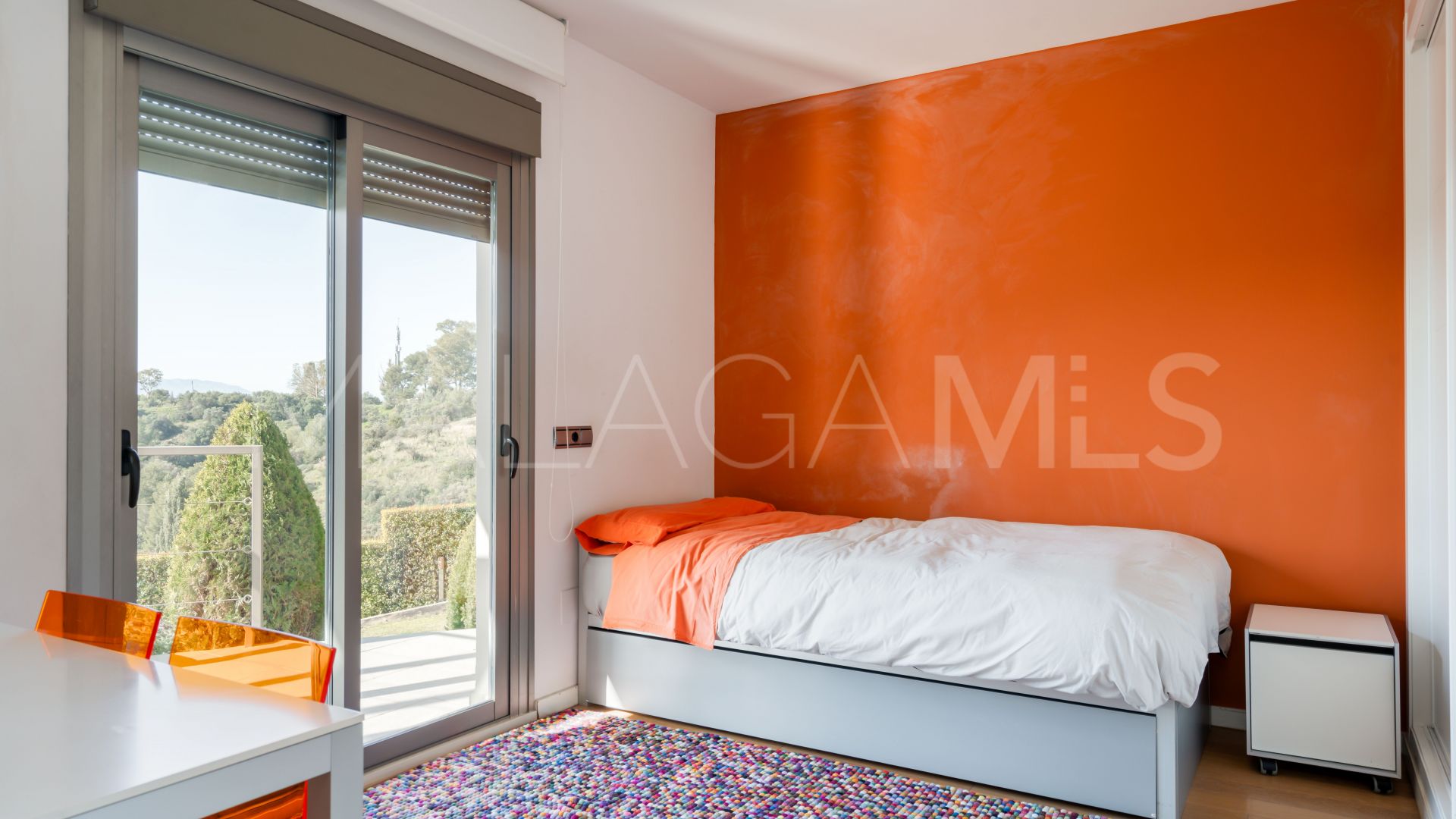 Villa for sale in Pinares de San Antón