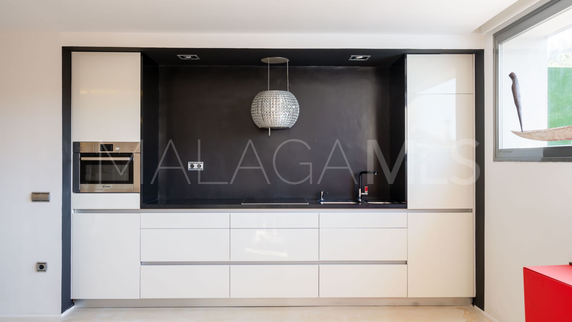 Villa for sale in Pinares de San Antón