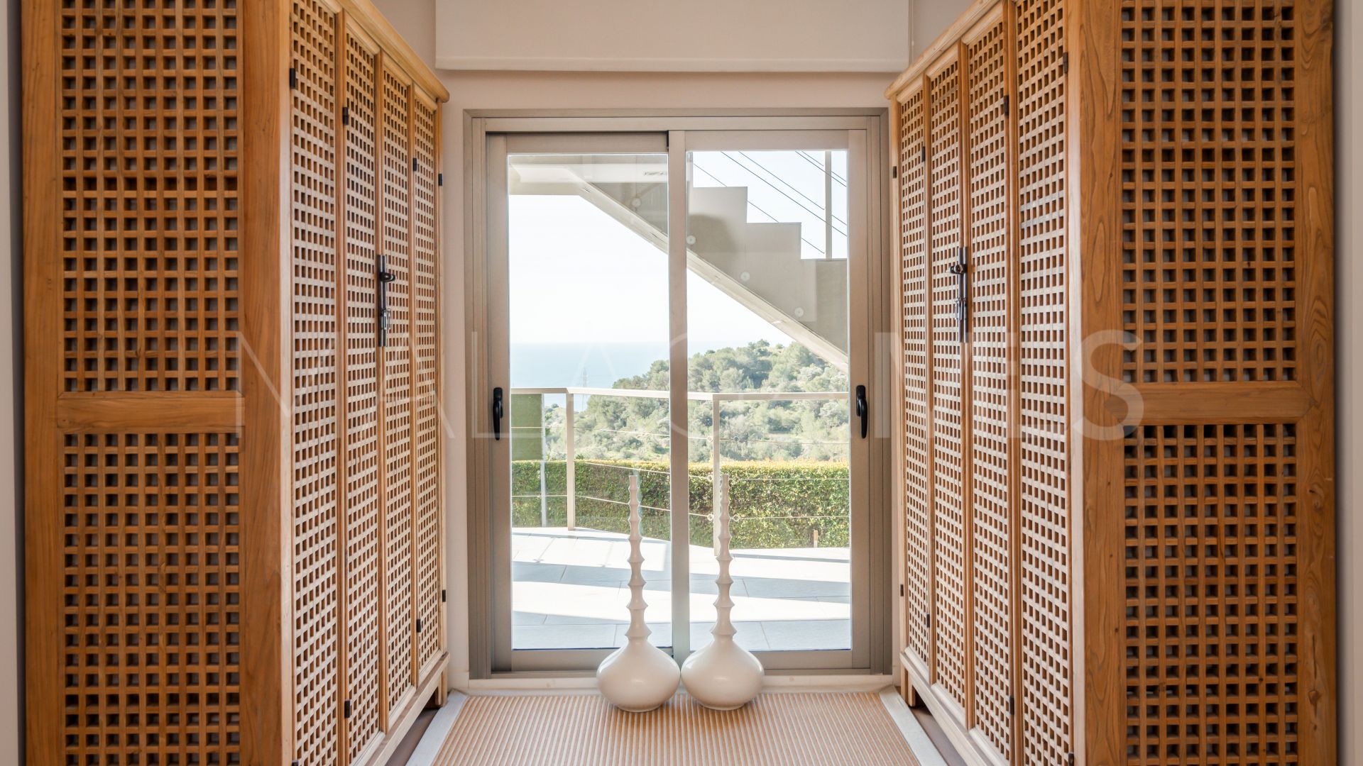 Villa for sale in Pinares de San Antón