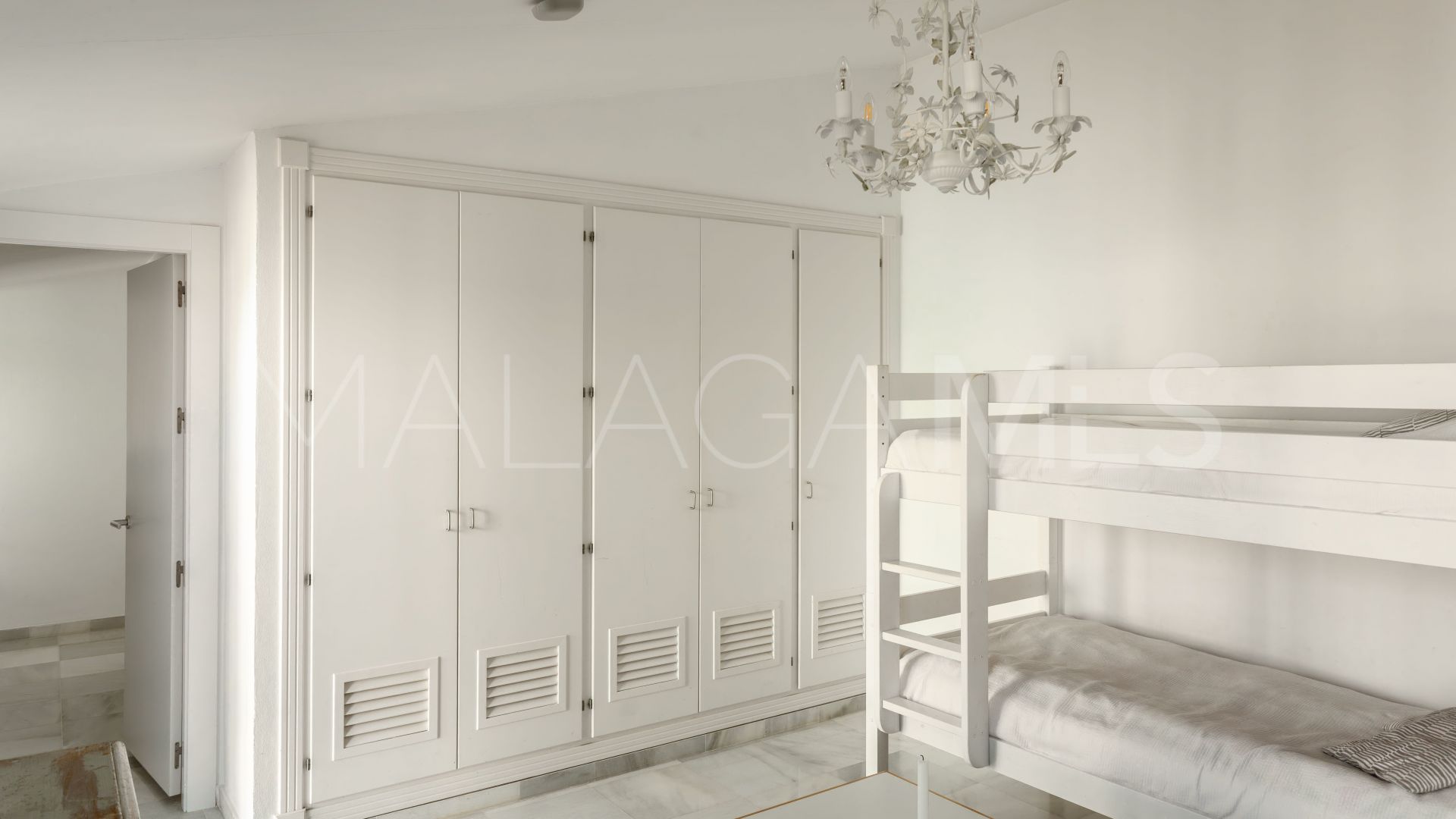 Estepona villa for sale