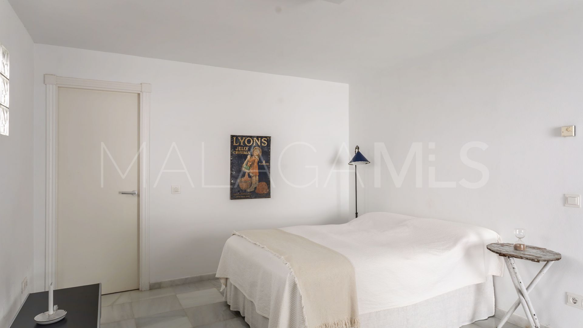 Estepona villa for sale