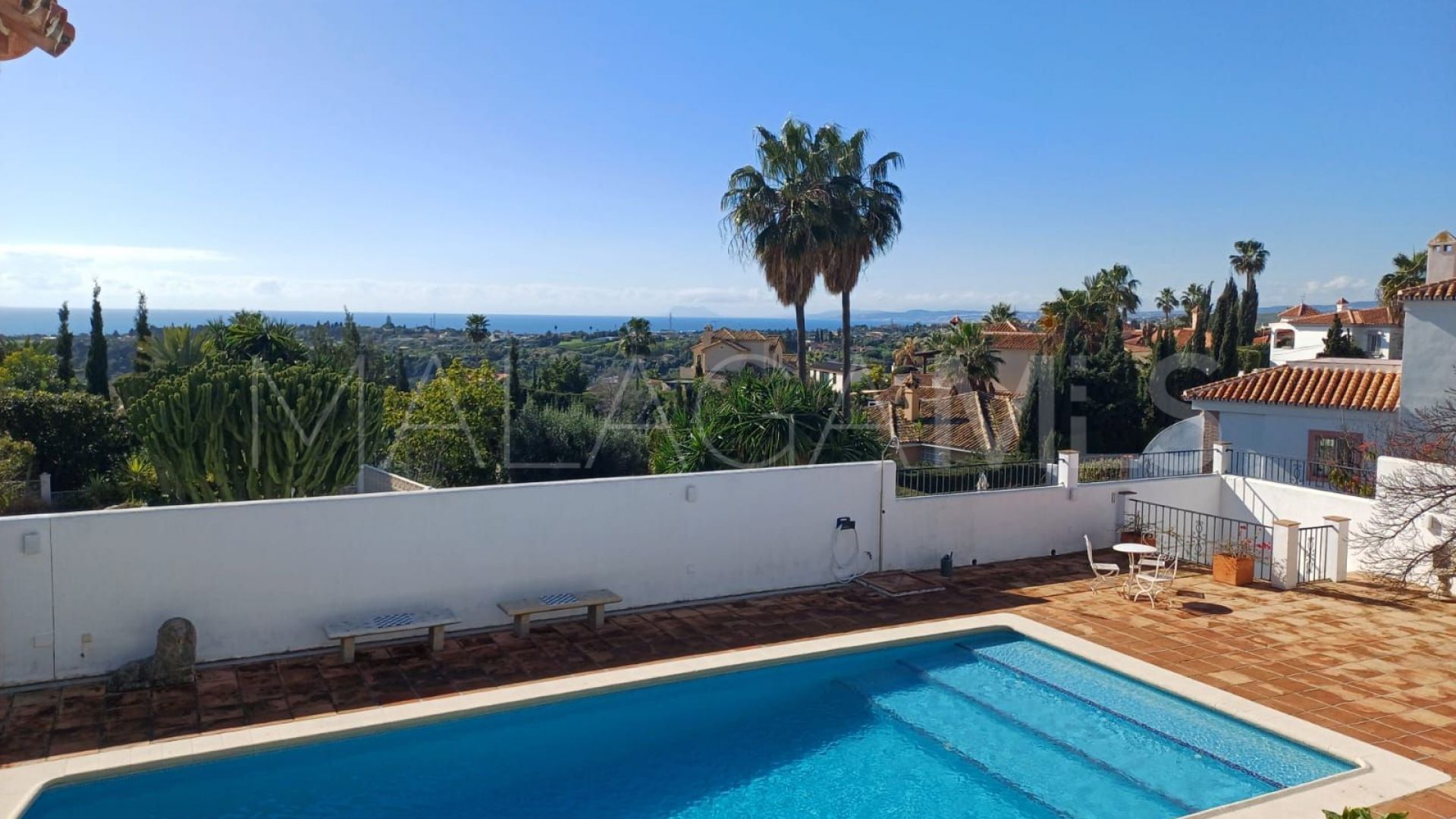 Estepona villa for sale