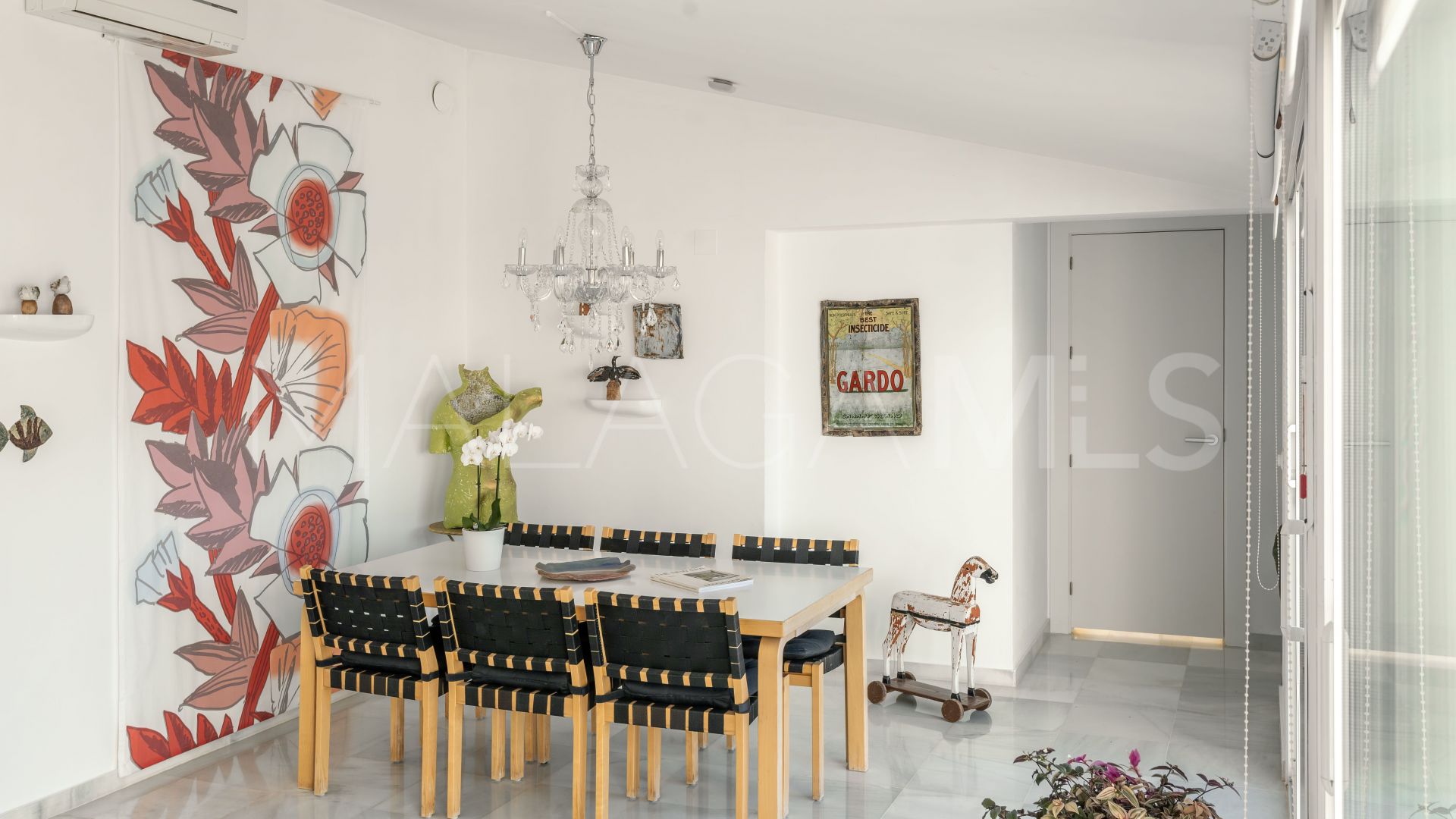 Estepona villa for sale