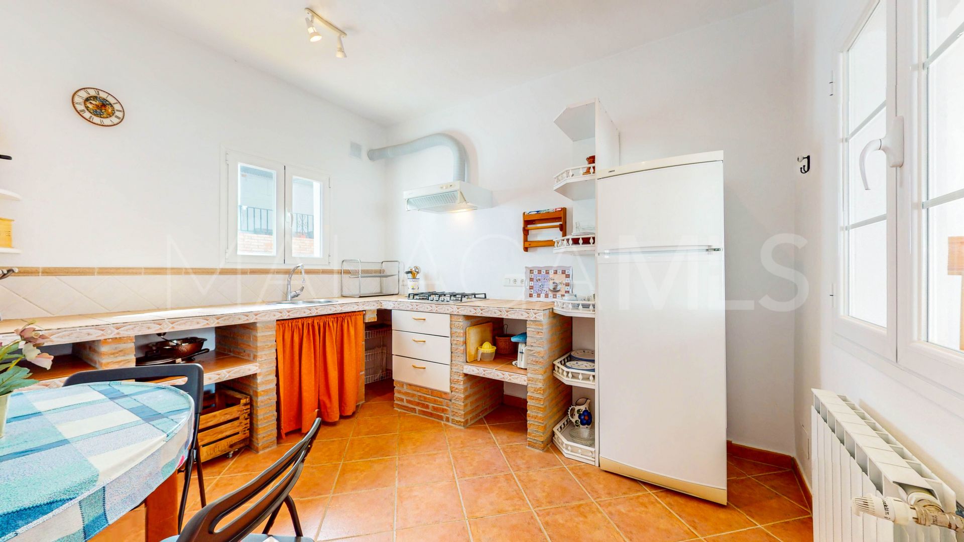 Maison de ville for sale in Tolox