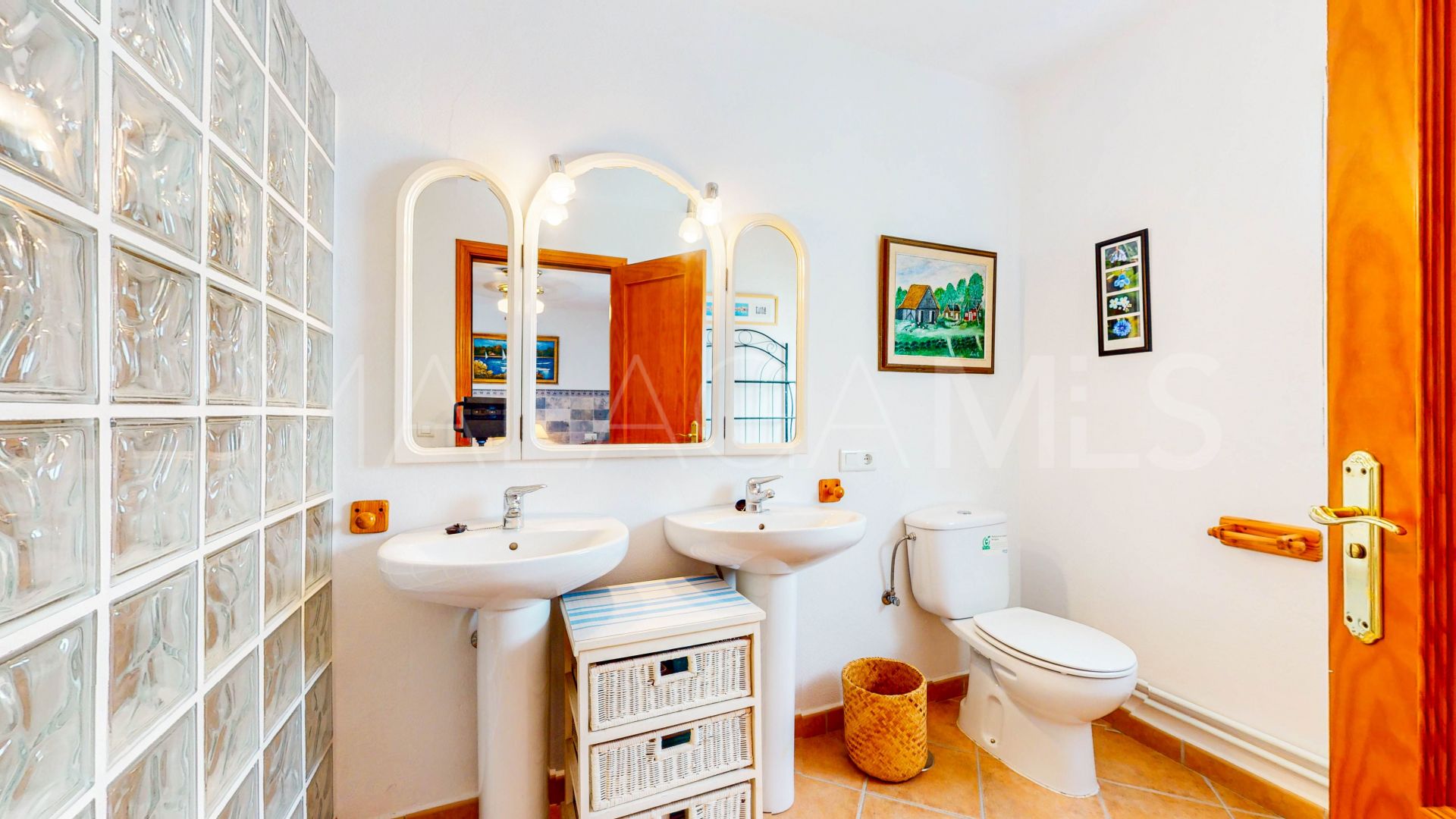 Maison de ville for sale in Tolox
