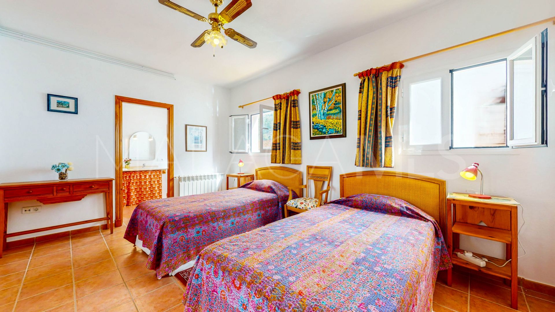 Maison de ville for sale in Tolox