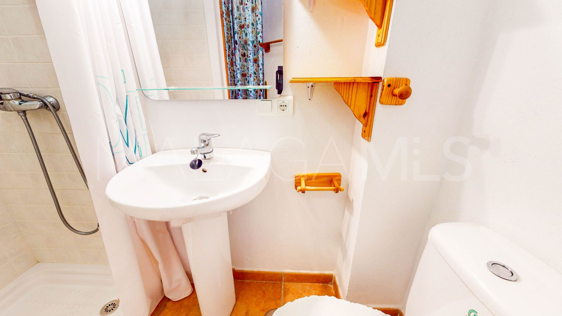 Maison de ville for sale in Tolox