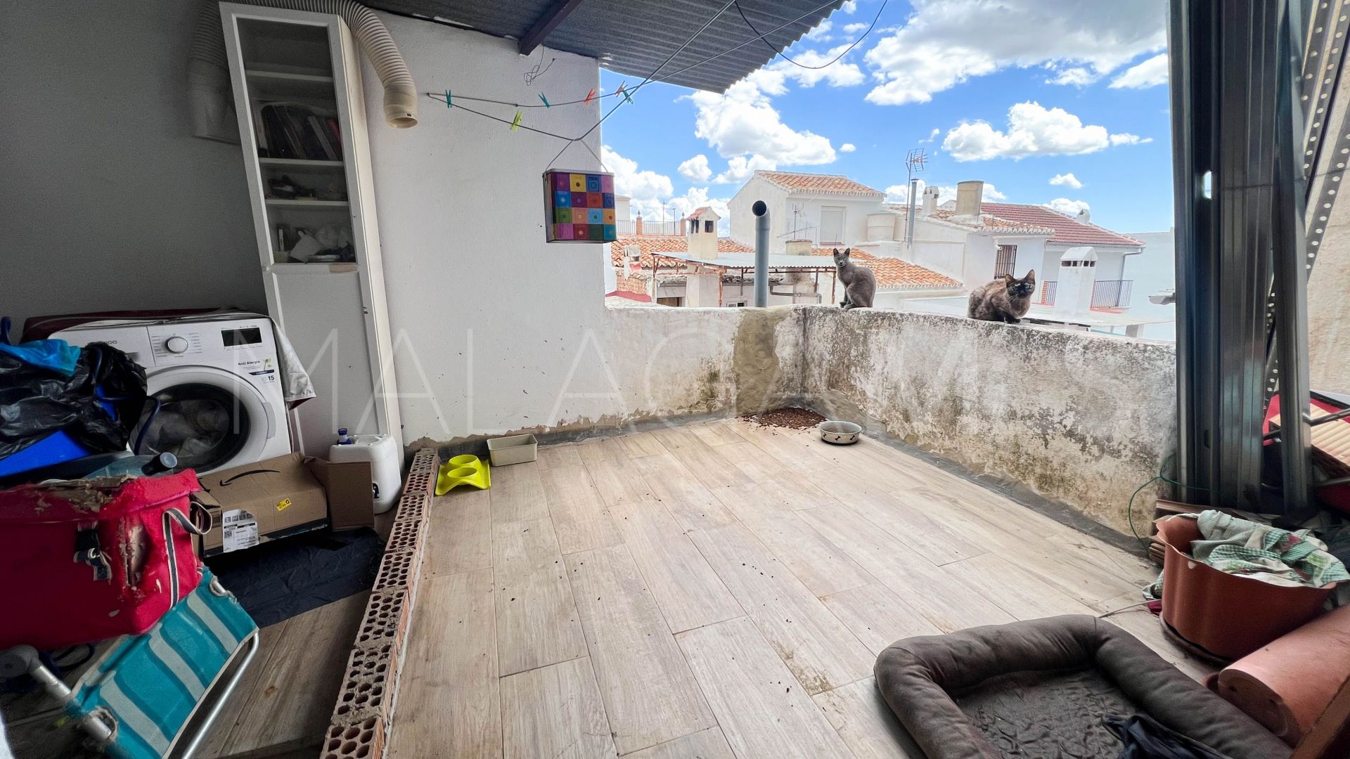 Maison jumelée for sale in Alozaina