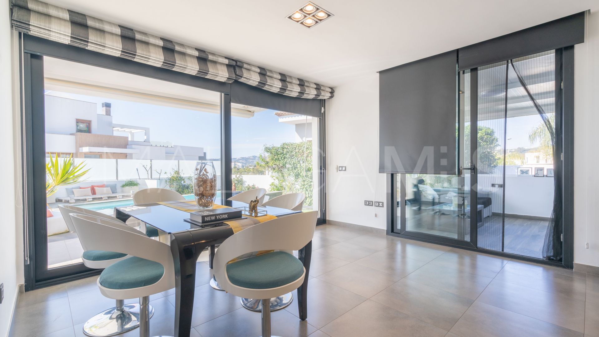 Villa for sale in Sierrezuela