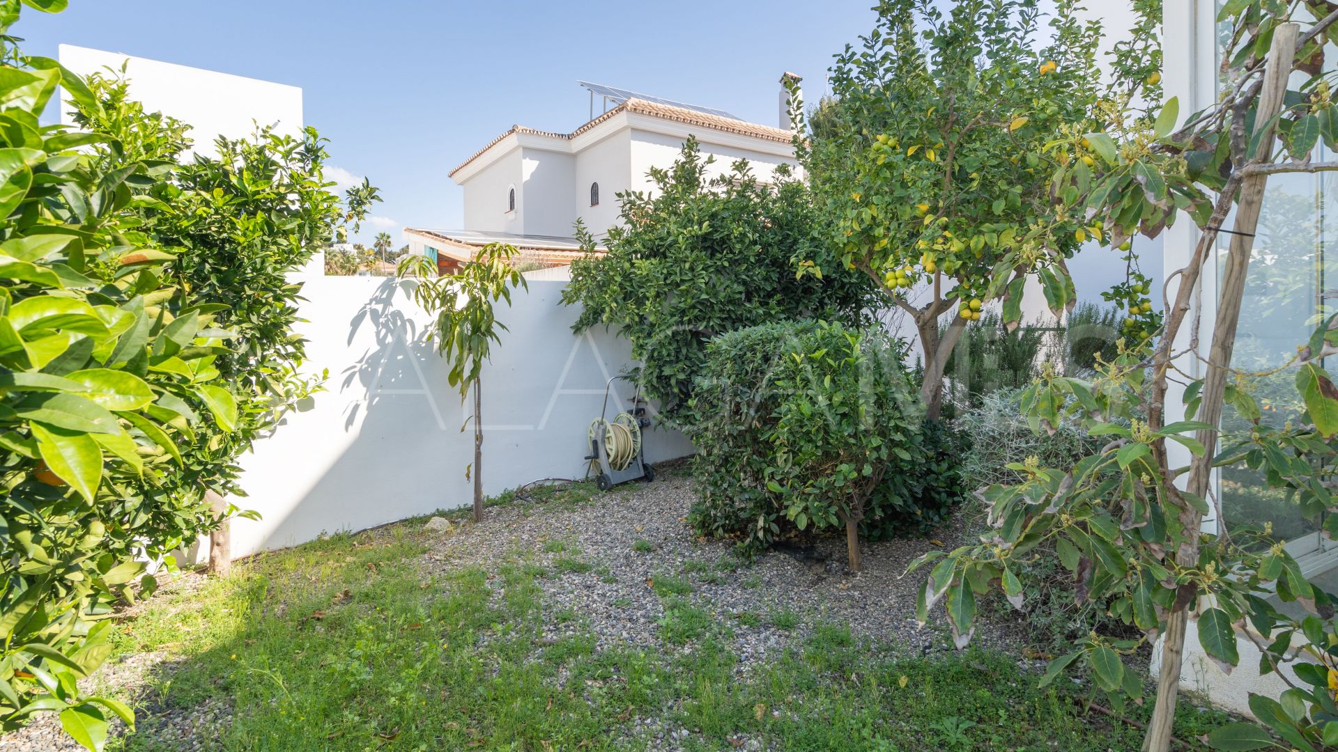 Villa for sale in Sierrezuela