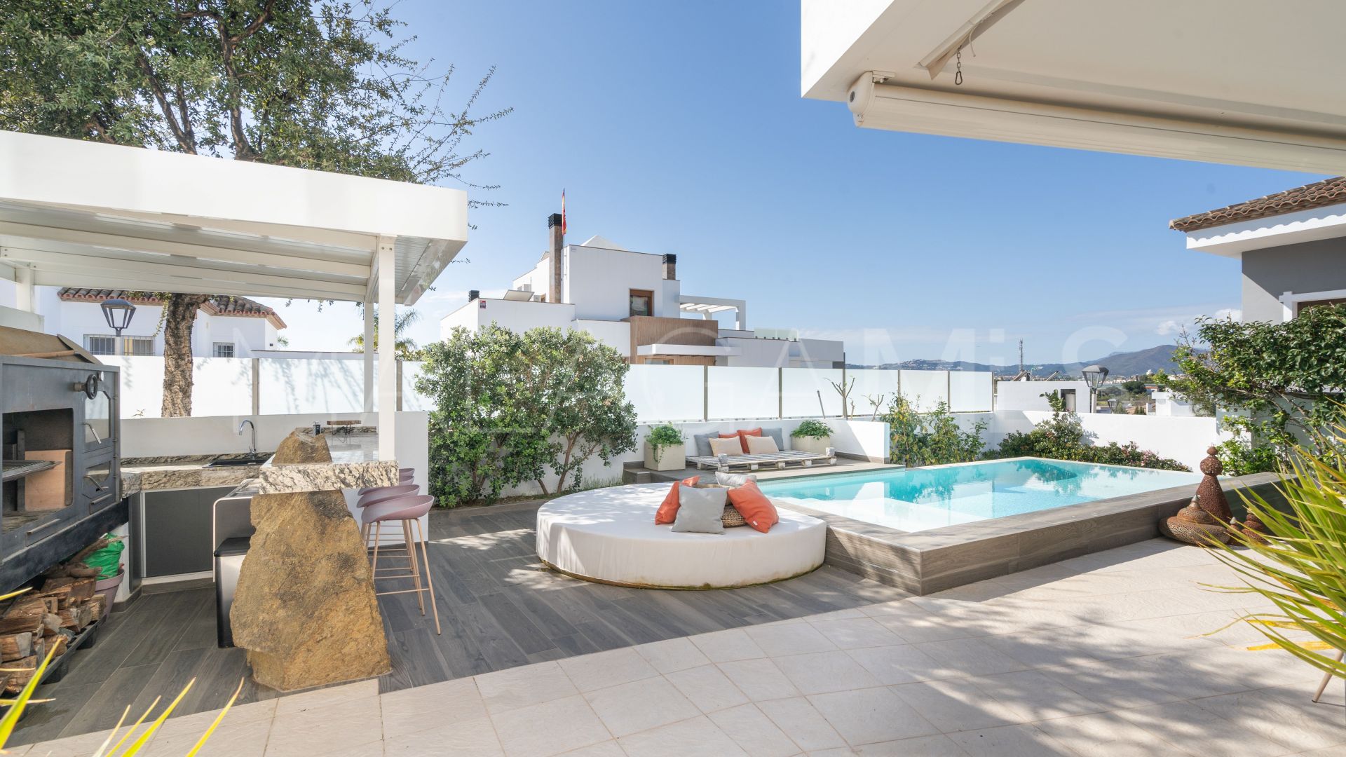 Villa for sale in Sierrezuela