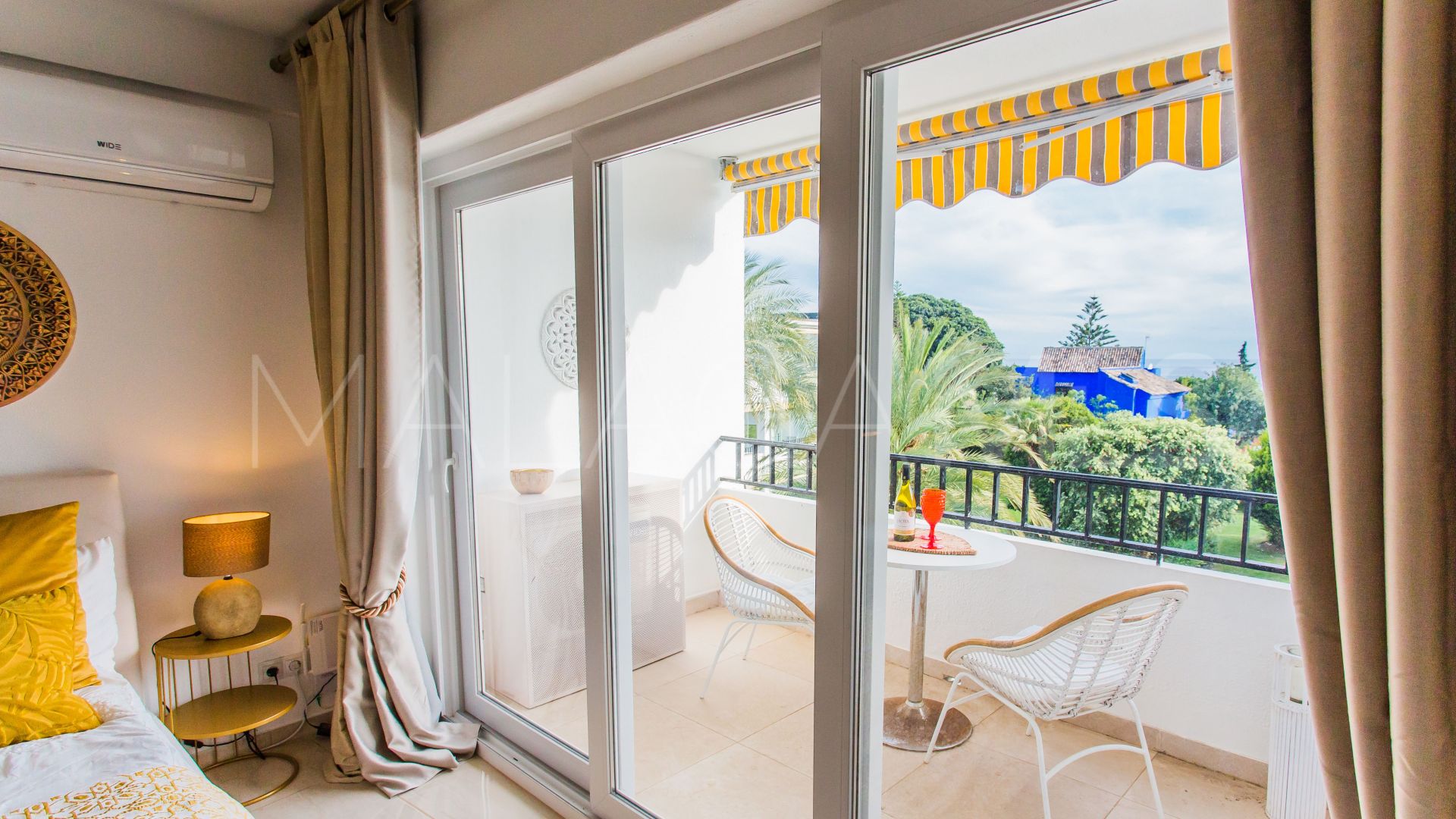 Studio for sale in Marbesa