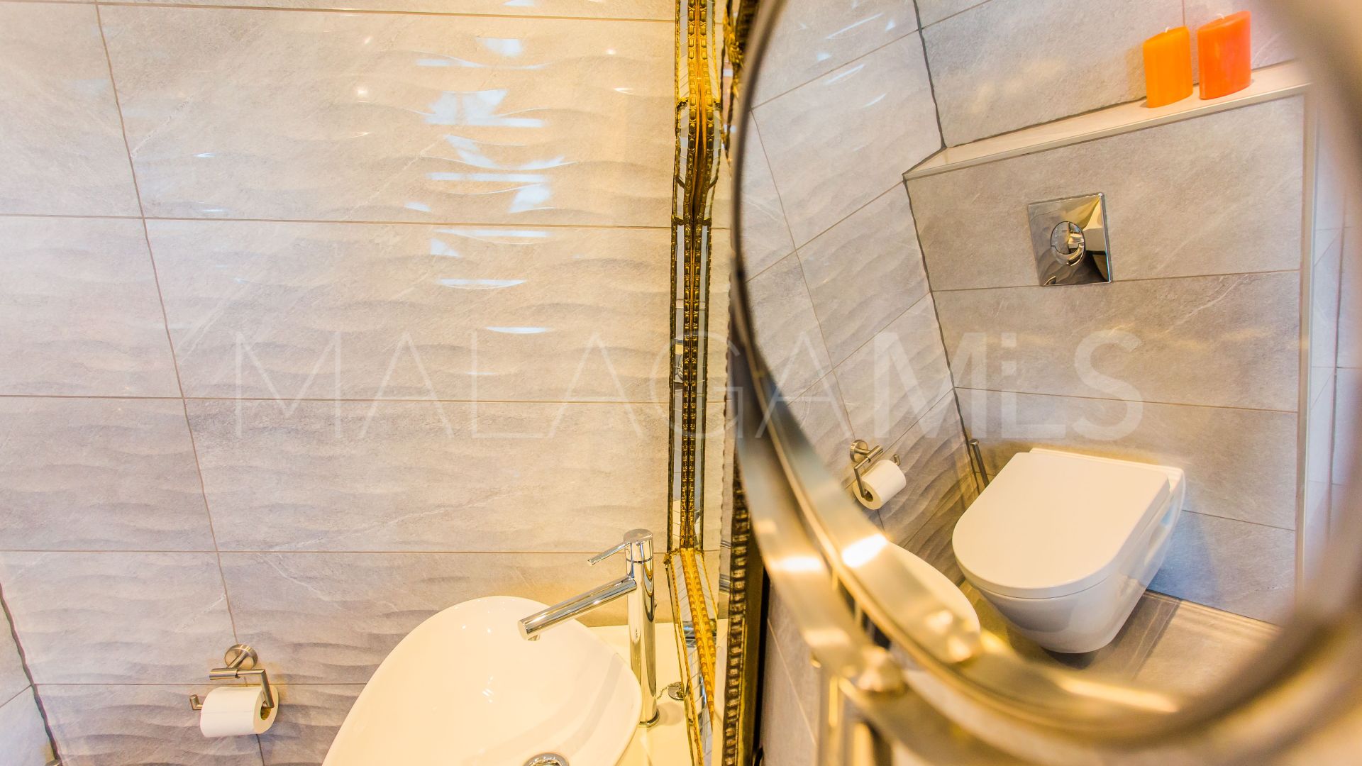 Studio for sale in Marbesa