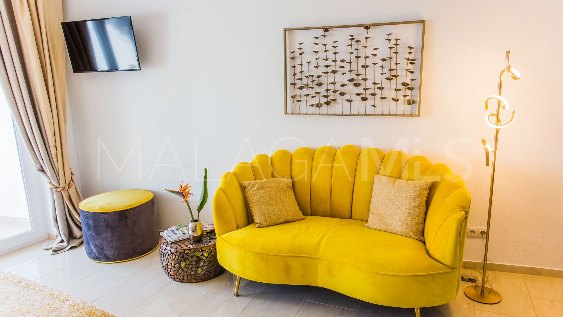 Studio for sale in Marbesa