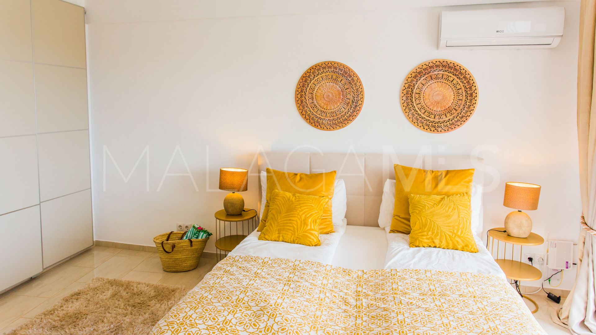 Studio for sale in Marbesa