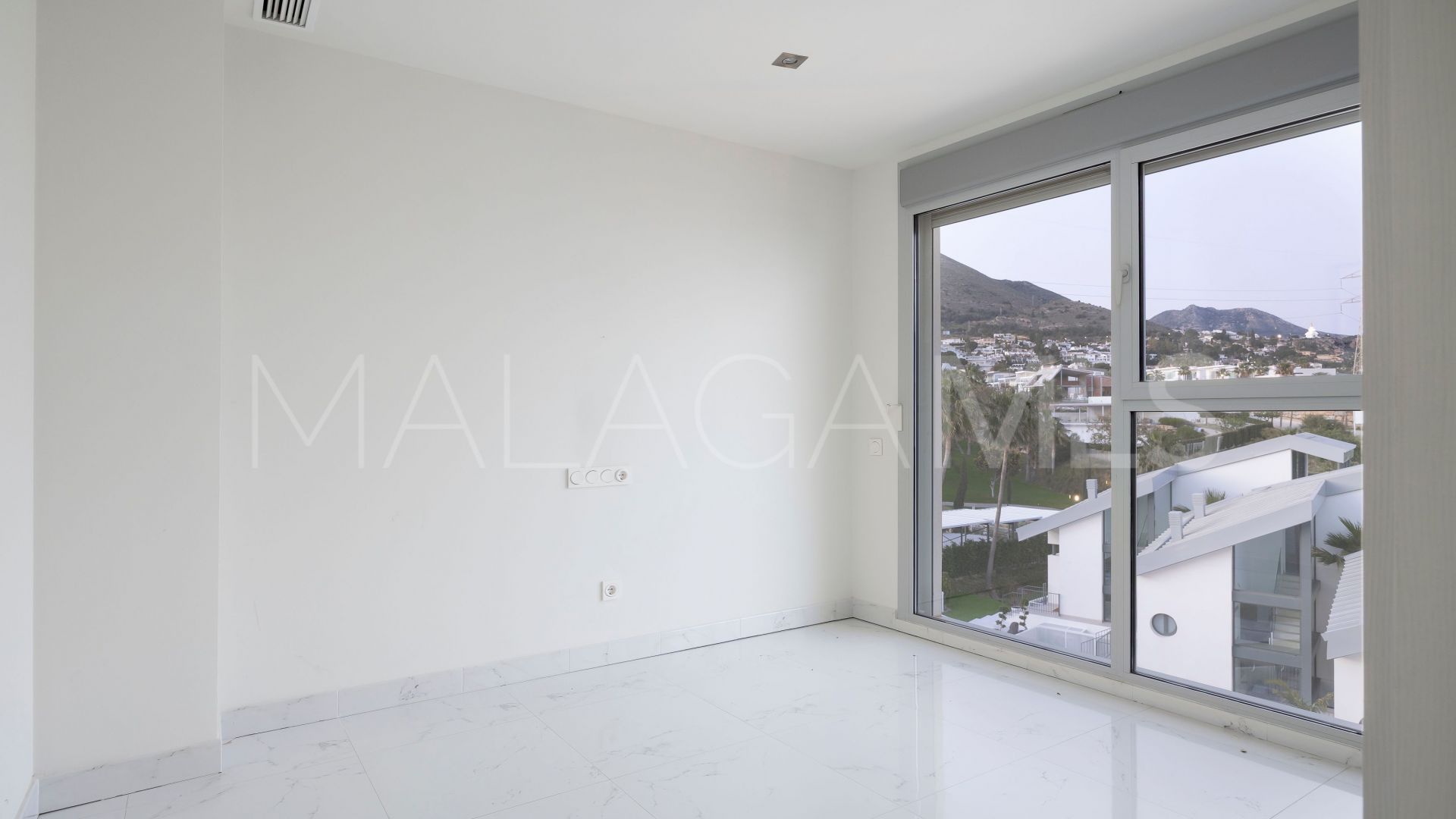 Duplex penthouse for sale in Fuengirola