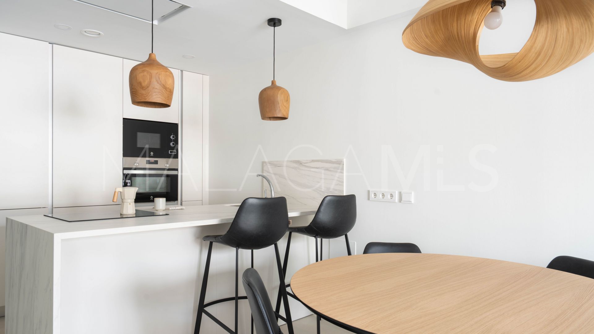 Appartement terrasse for sale in La Carihuela