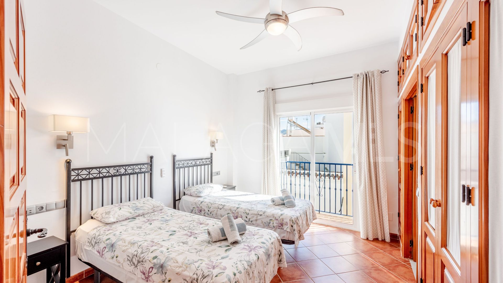 Nerja, casa de 5 bedrooms for sale