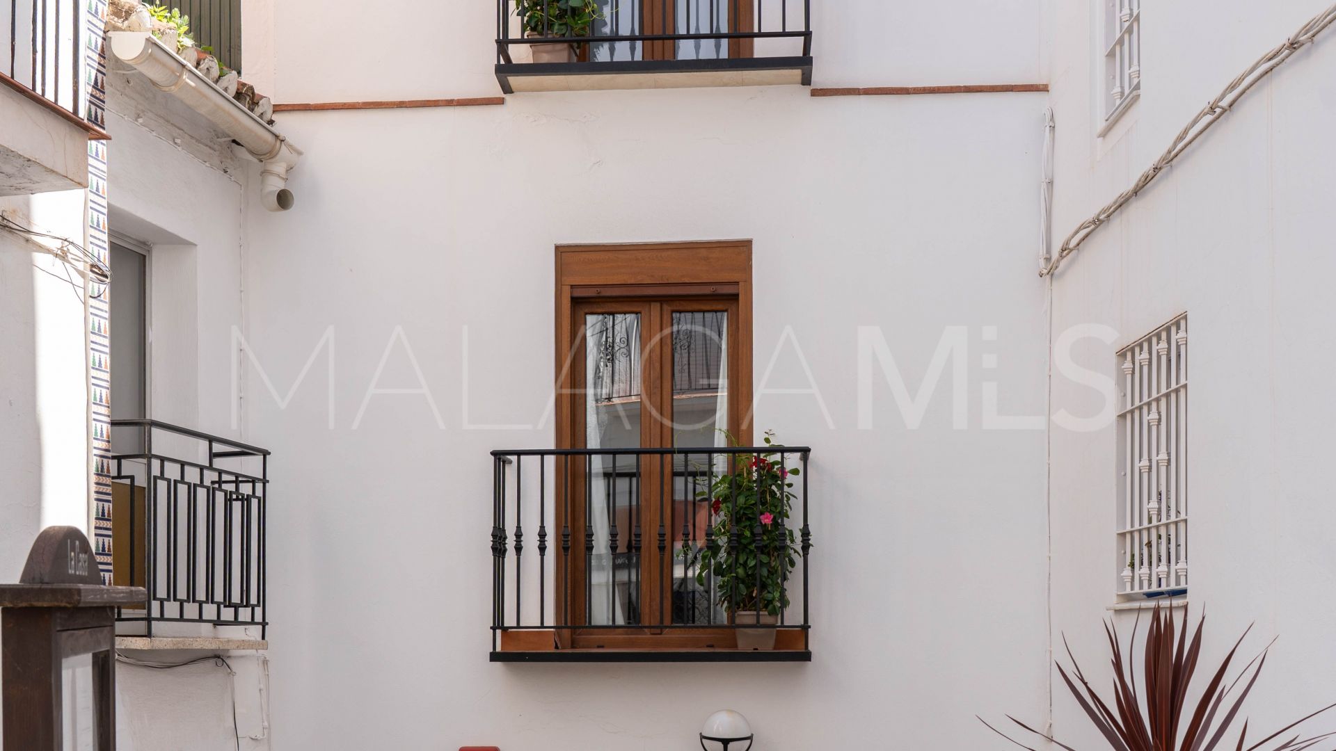 Hotel for sale in Torrox
