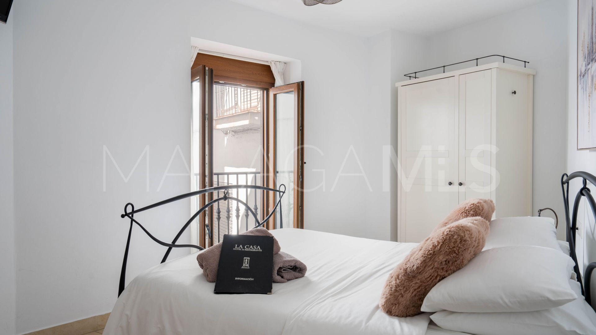 Hotel for sale in Torrox