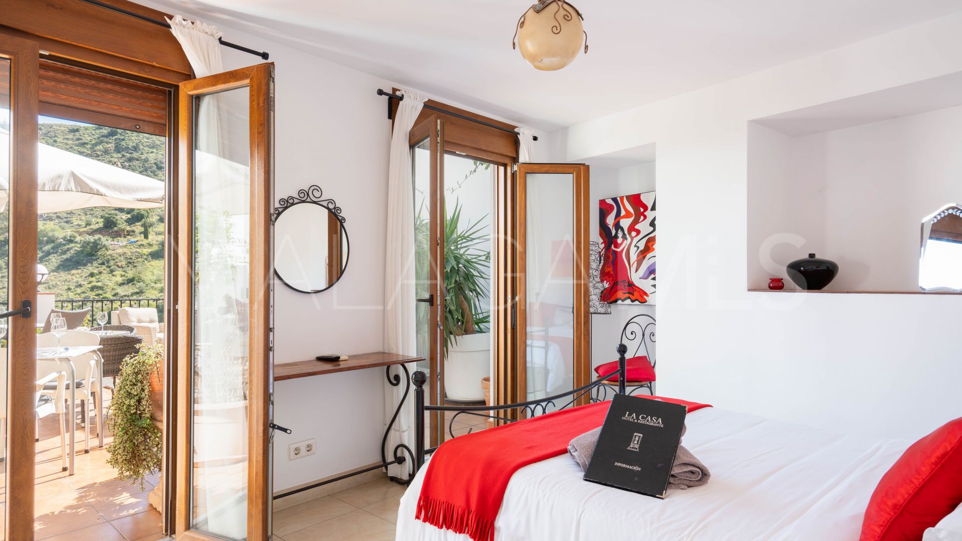 Hotel for sale in Torrox