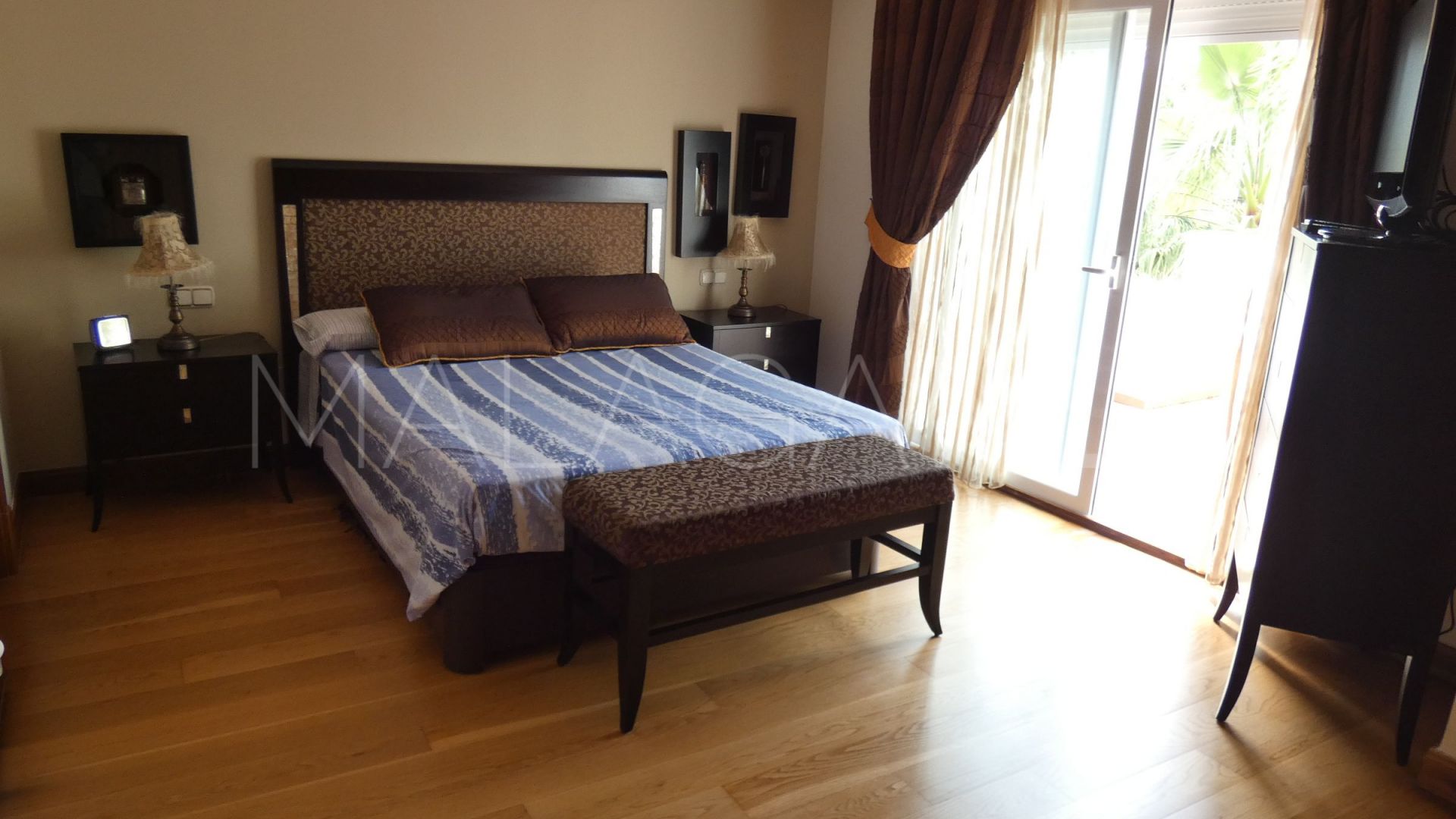 Hus i byn for sale in Costalita