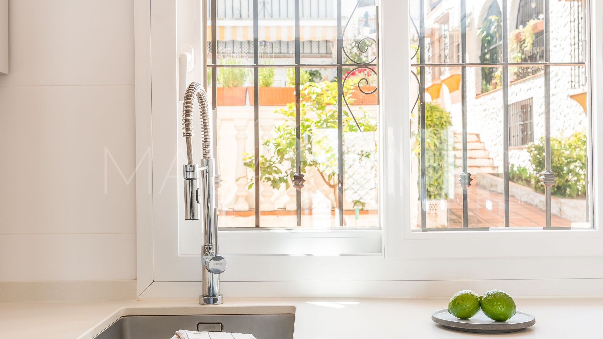 2 bedrooms town house in Benalmadena Pueblo for sale