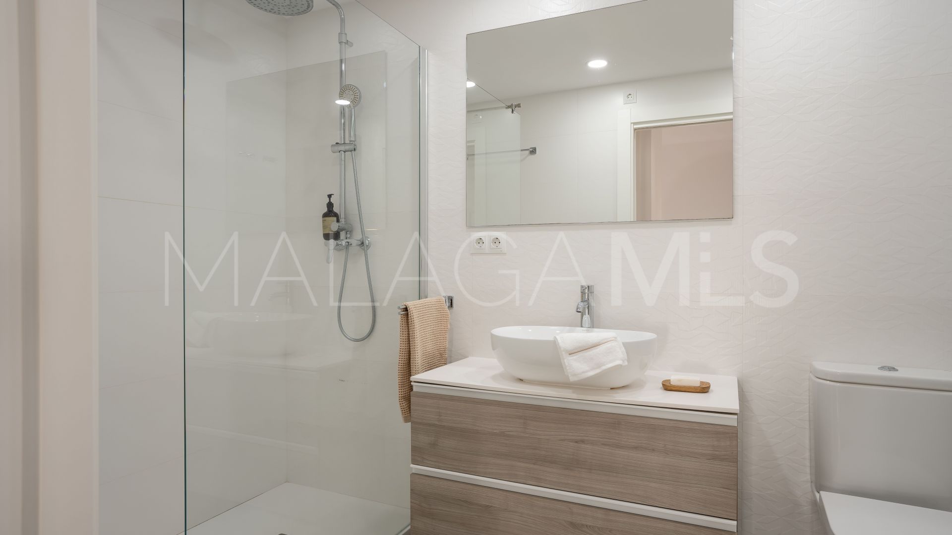 2 bedrooms town house in Benalmadena Pueblo for sale