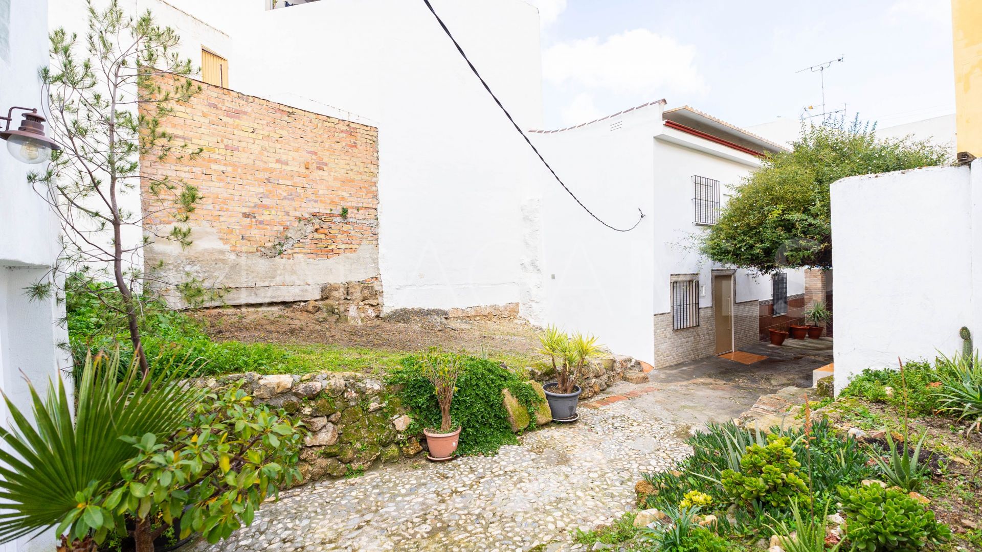 Parhus for sale in Alh. Grande Centro
