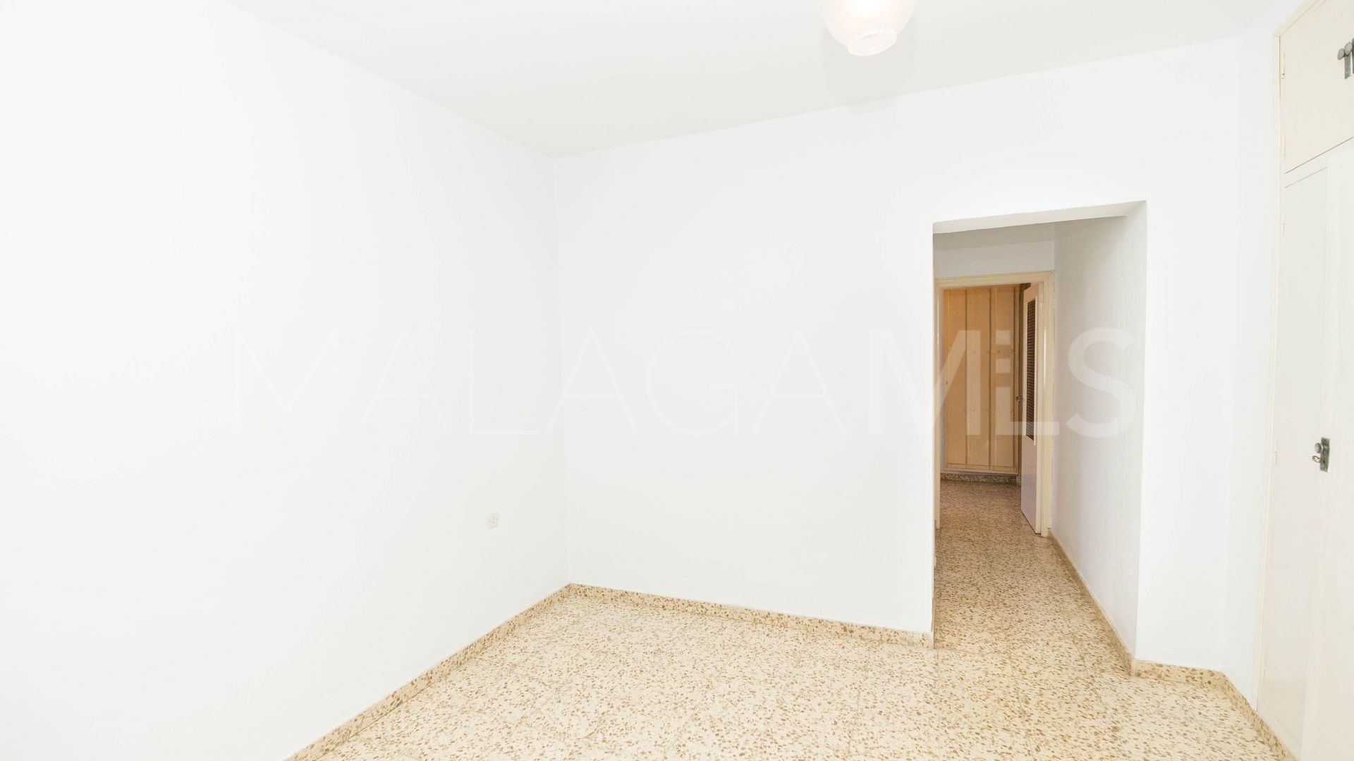 Parhus for sale in Alh. Grande Centro
