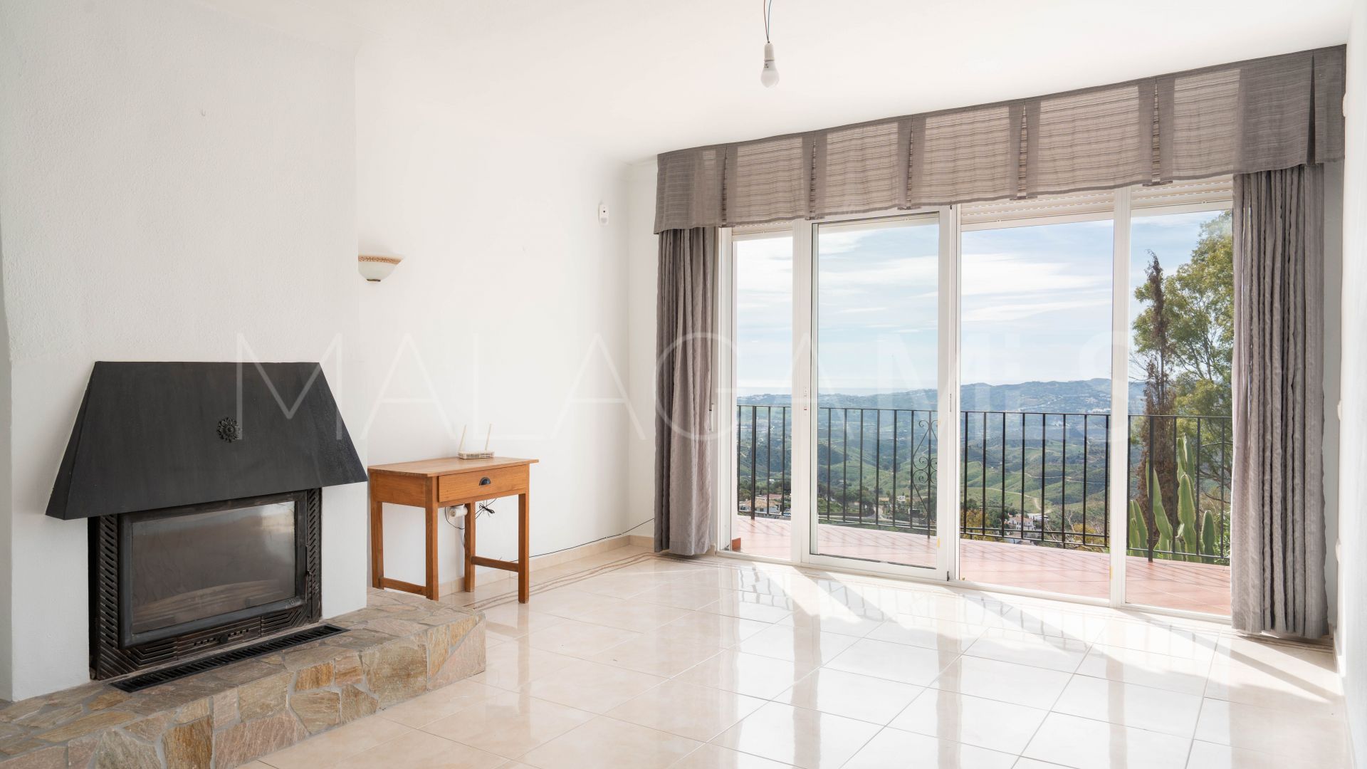 Villa for sale in Mijas