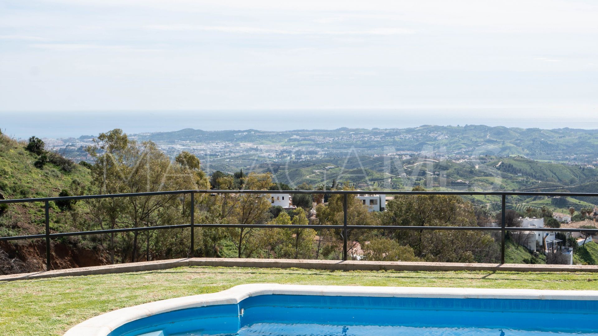 Villa for sale in Mijas