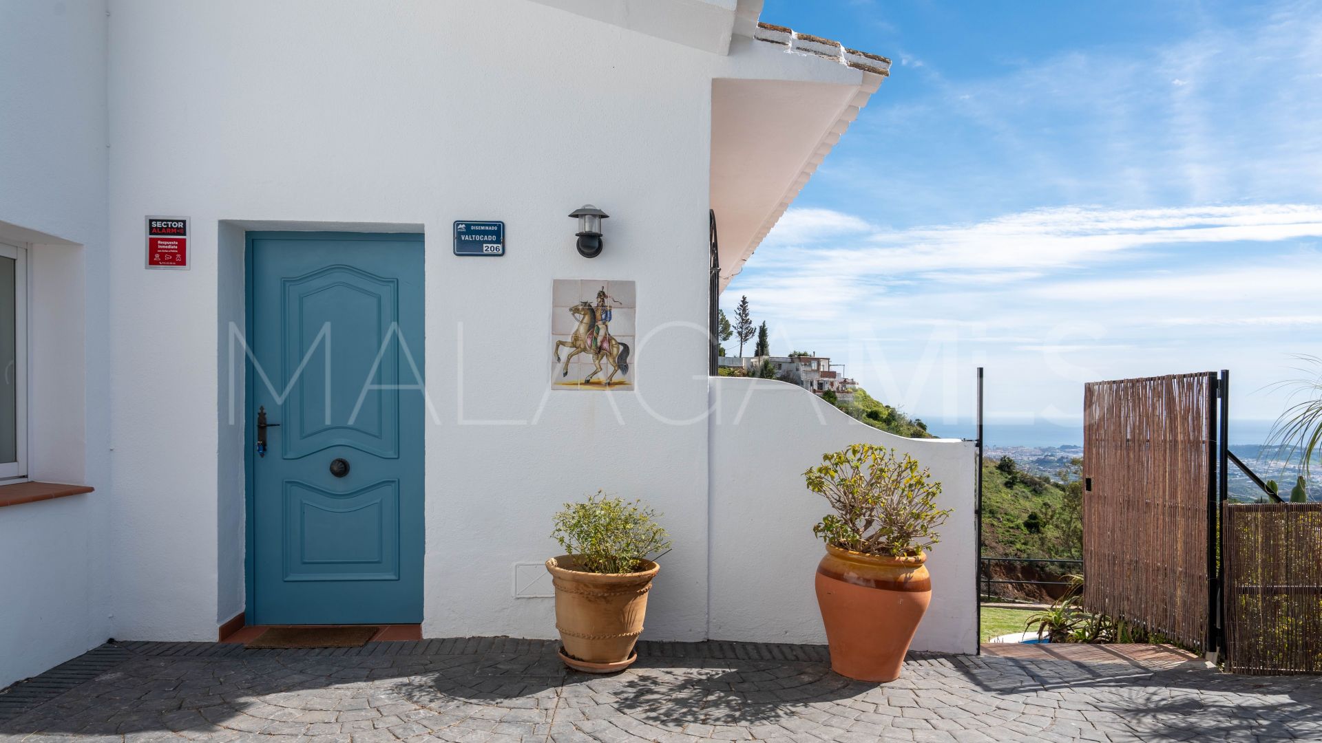 Villa for sale in Mijas