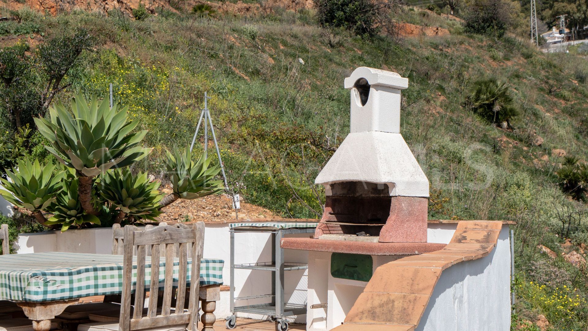 Villa for sale in Mijas