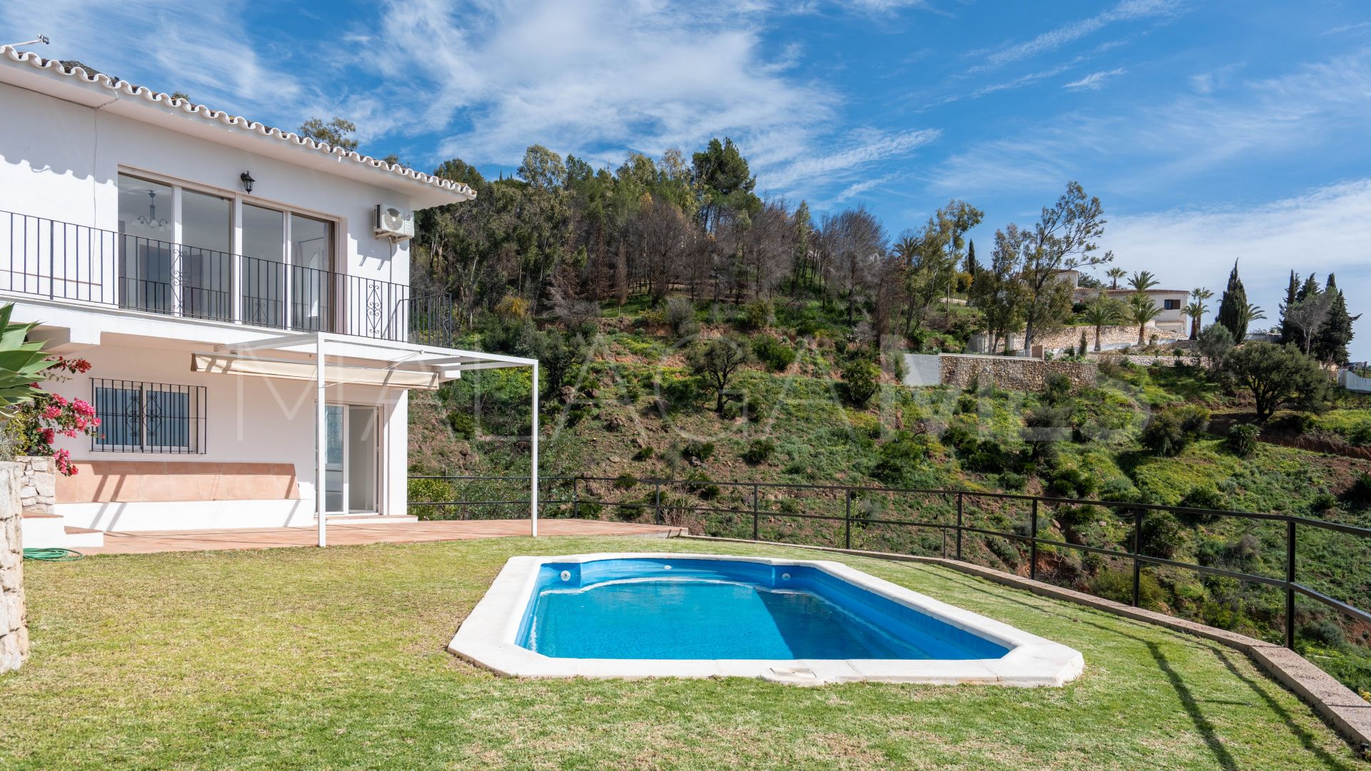 Villa for sale in Mijas