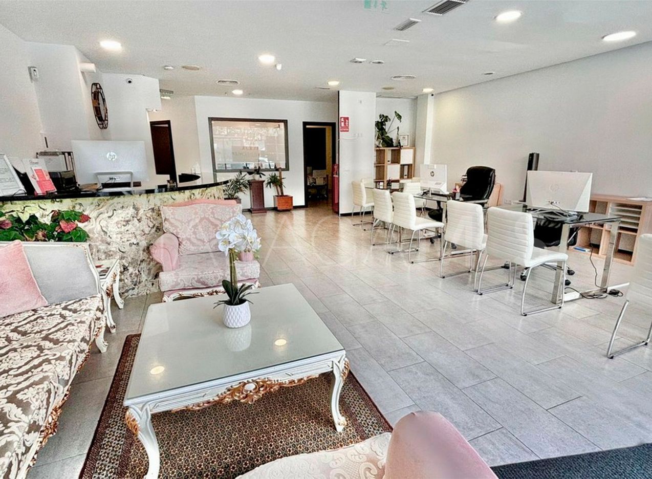 Local comercial a la venta in Marbella Ciudad