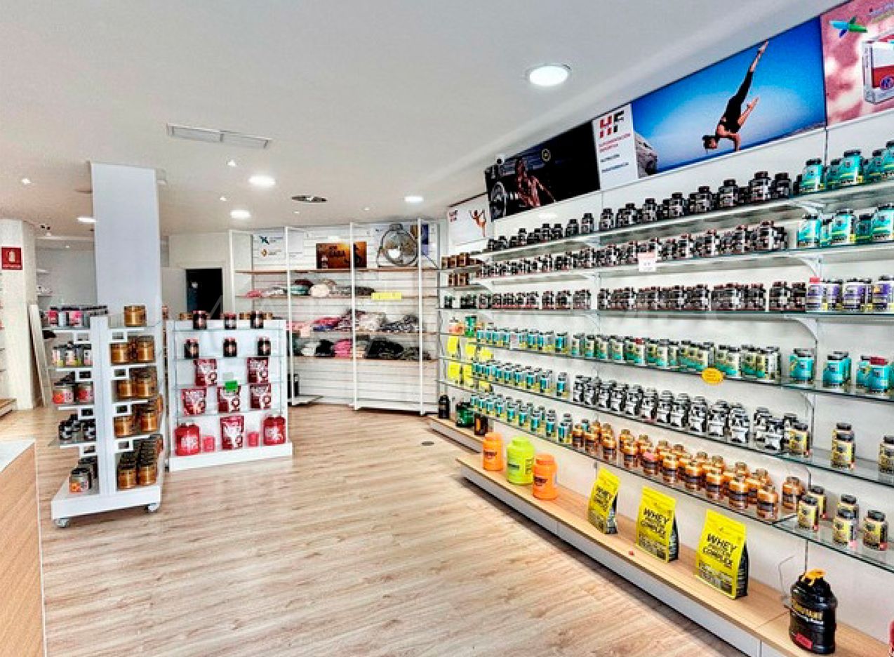 Local comercial a la venta in Marbella Ciudad