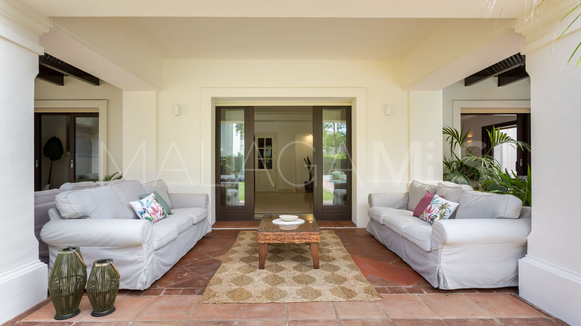 Villa a la venta with 6 bedrooms in Casasola