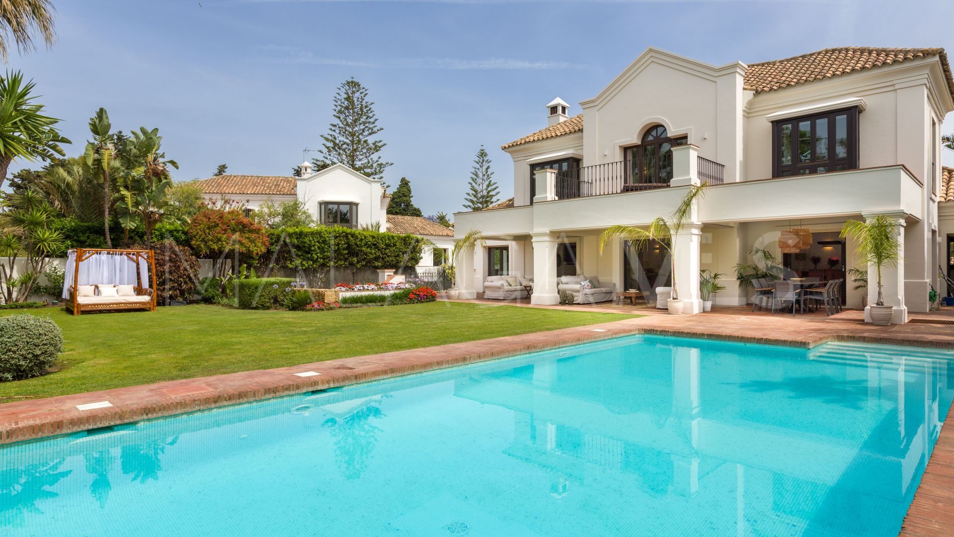 6 bedrooms villa for sale in Casasola