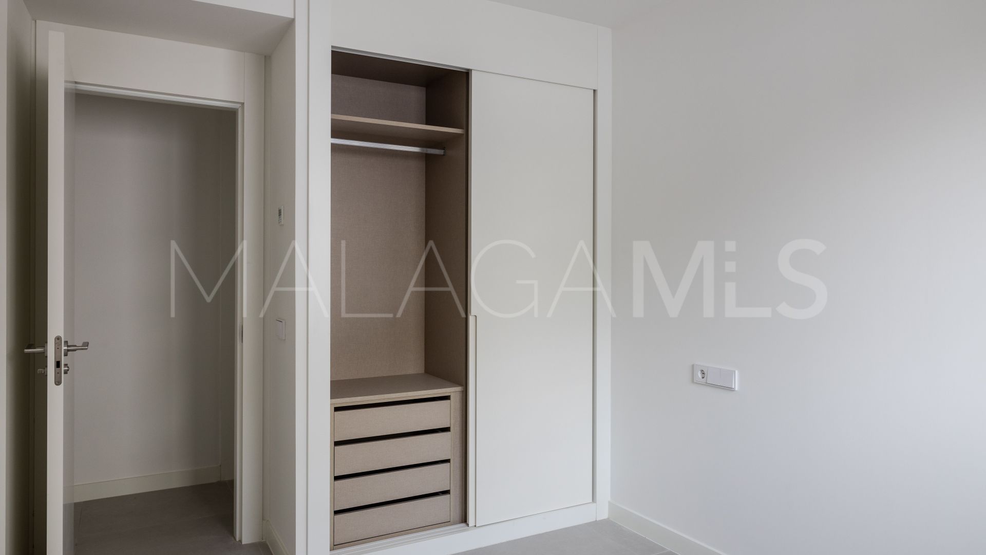 Buy apartamento in El Higueron de 2 bedrooms