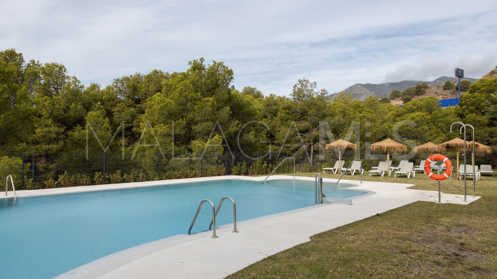 Buy apartamento in El Higueron de 2 bedrooms